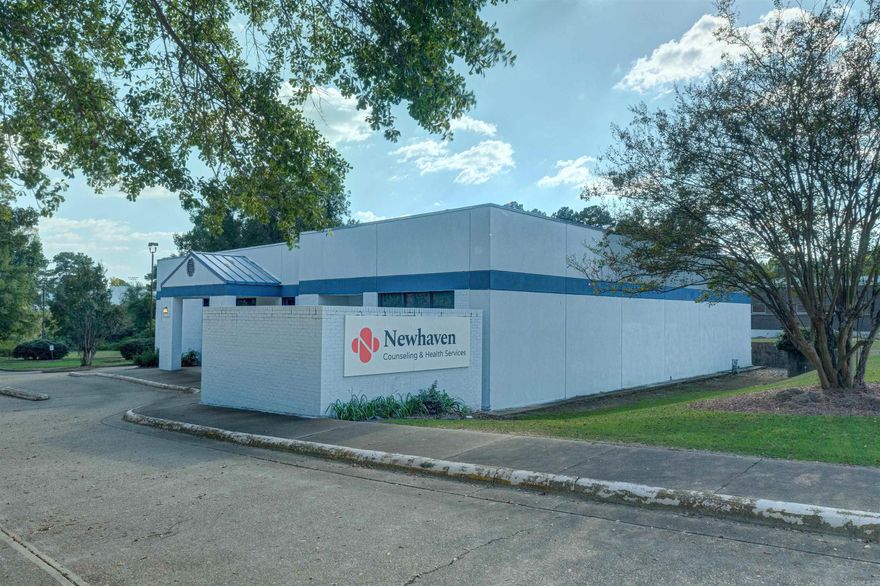 Now available - the former Newhaven Recovery facility in Camden, AR. This property offers fantastic opportunity for medical, professional, or business use with plenty of flexible space and ample parking. 25 parking spots, welcoming waiting area and front business office, kitchen and staff lounge, separate men's and women's restrooms, computer room and multiple private office spaces, ample storage for records or supplies. This property is well-suited for a medical practice, business office, administrative center, or other professional services. With a strong layout and convenient location, it's ready for it's next chapter.