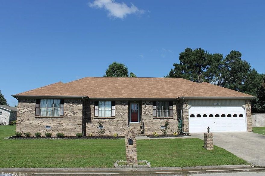 Absolutely wonderful brick 3 bedroom / 2 bath home that has been remodeled!!  Interior features a foyer, separate dining room, large vaulted living room, good sized bedrooms, galley style kitchen with space, separate breakfast room and large laundry room!  Exterior has large garage with huge storage area and back yard has patio area!  Updates include new paint, flooring, light fixtures, microwave, dishwasher, garbage disposal and roof!  Make your appointment to tour this property today!! SEE AGENT REMARKS!!