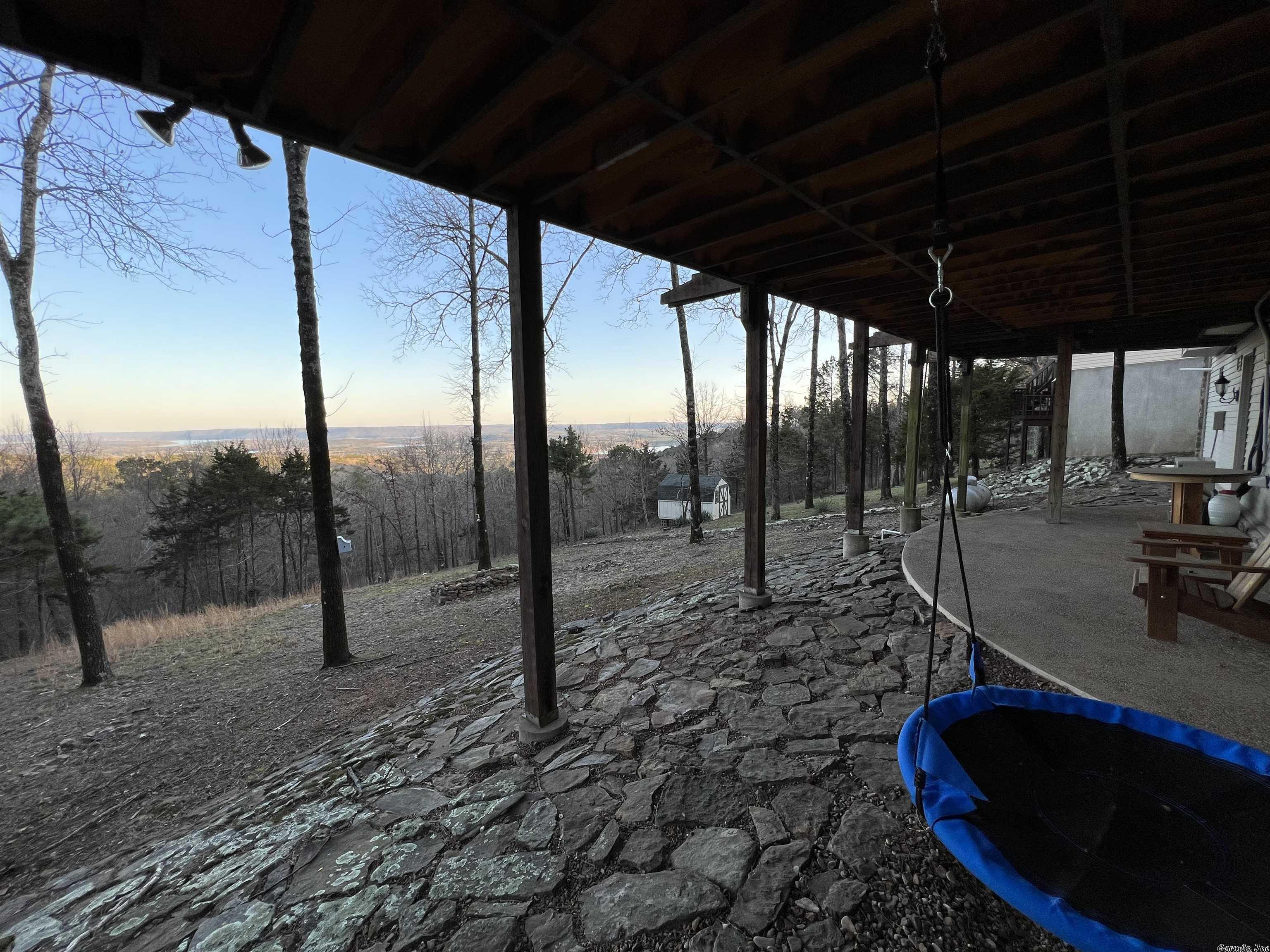 INDIAN HILLS - Residential