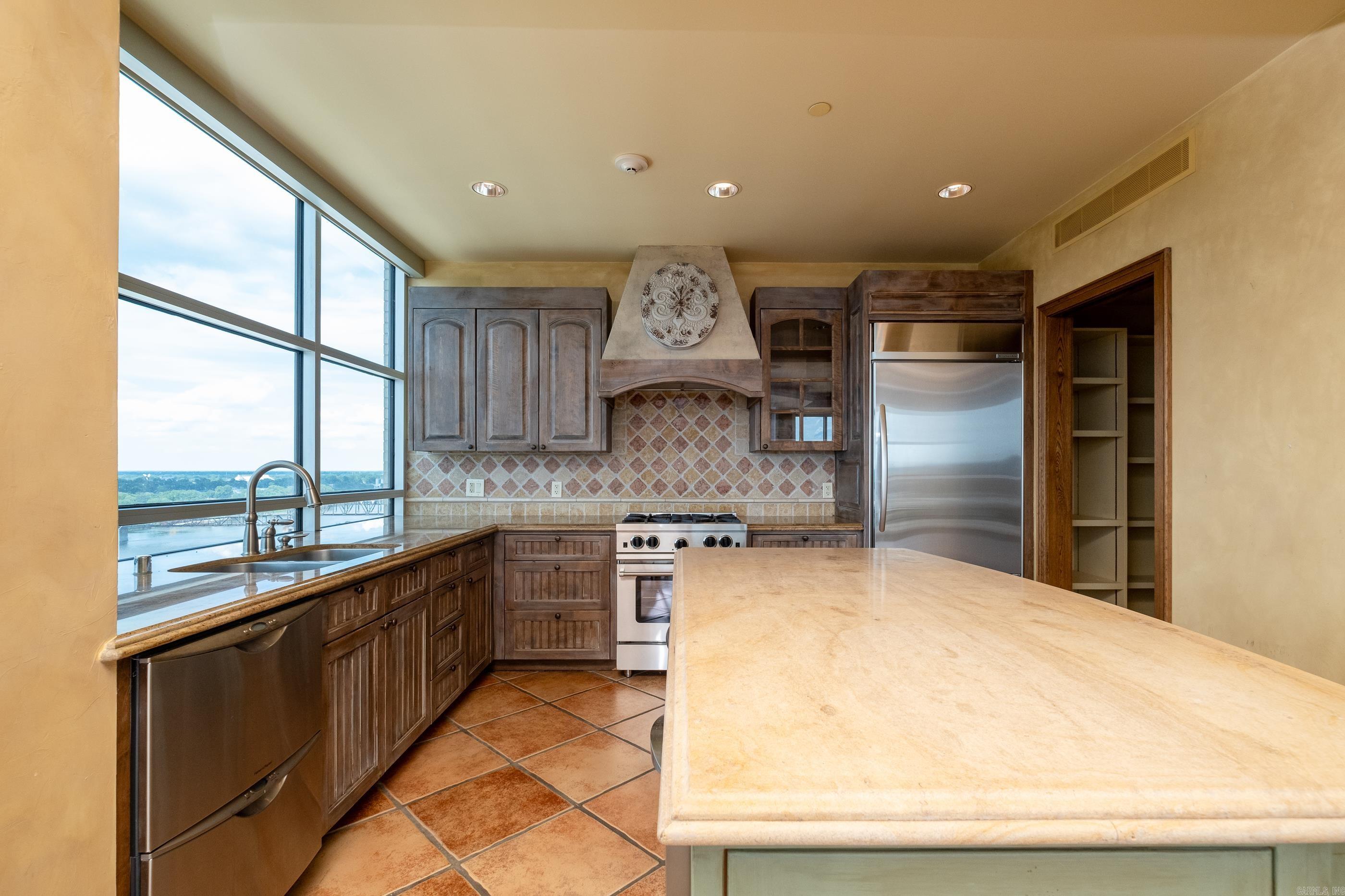 Clinton & Sherman HPR - Residential