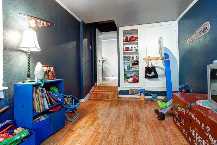 CAMMACK WOODS - Residential