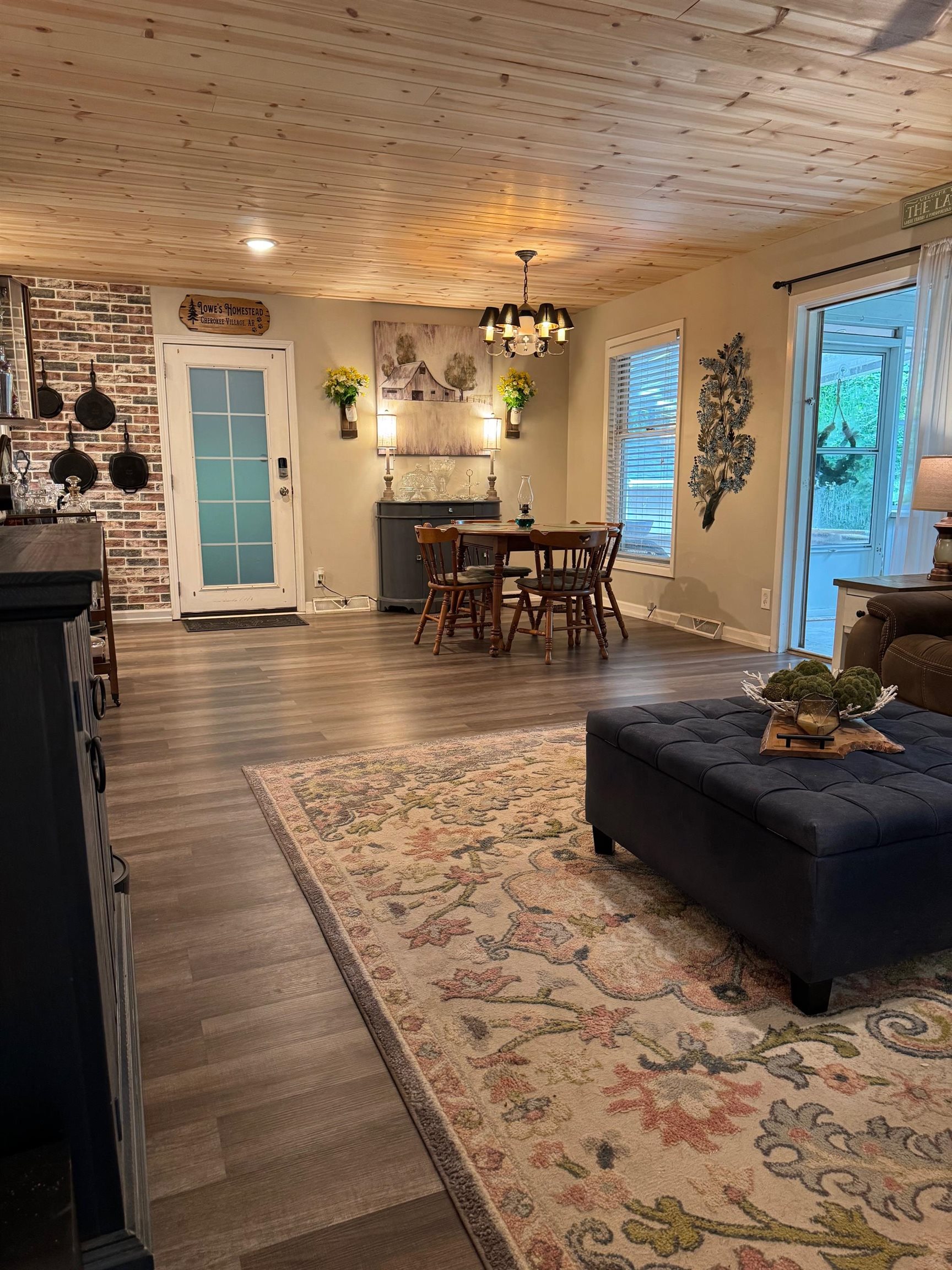 WEST LAKES ESTATES - Residential