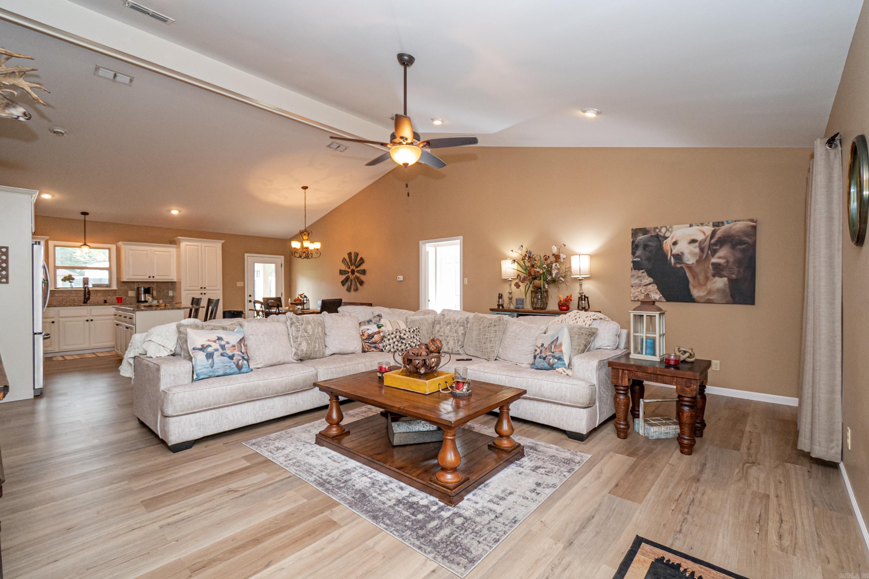 MONTICELLO - Residential