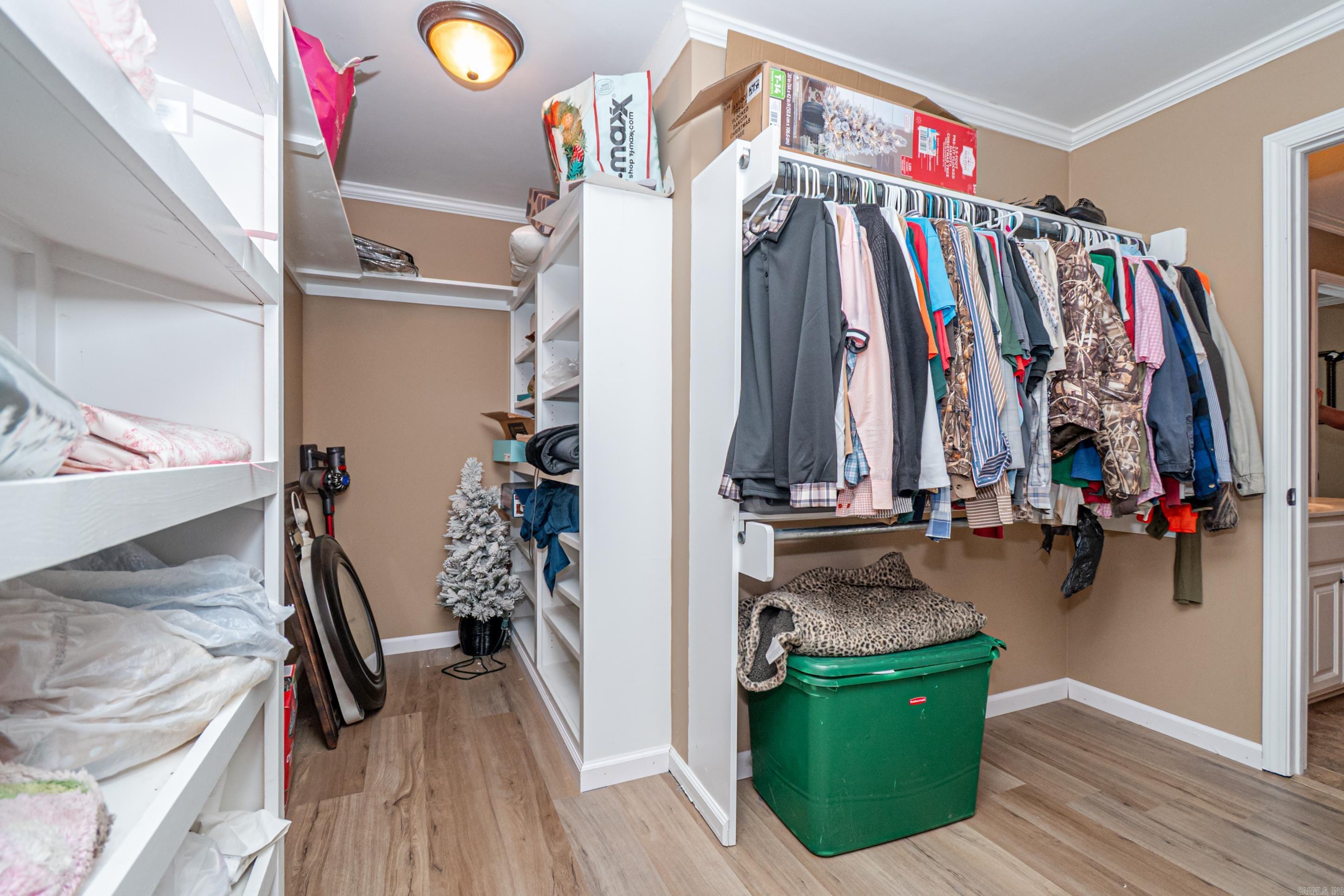 MONTICELLO - Residential