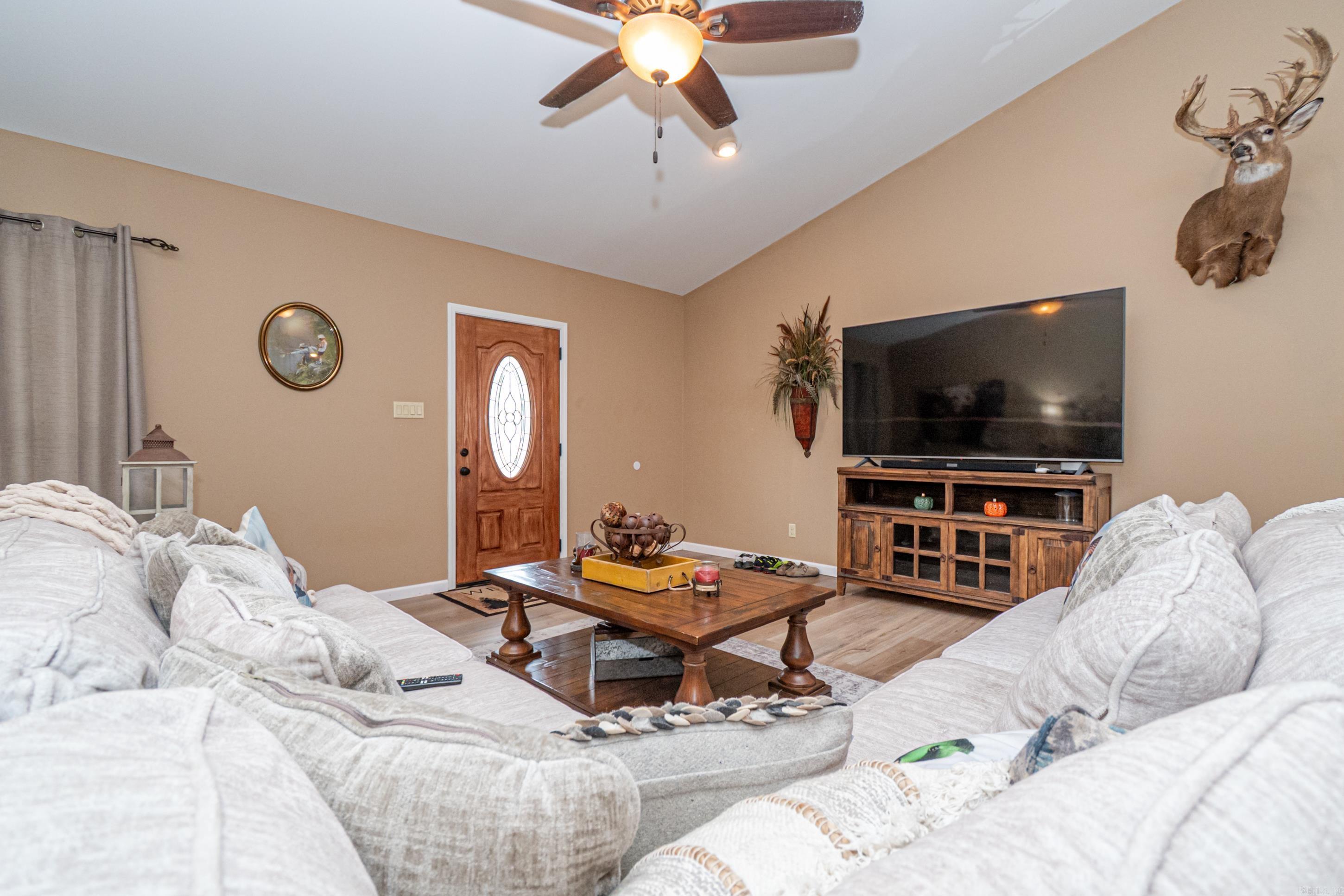 MONTICELLO - Residential