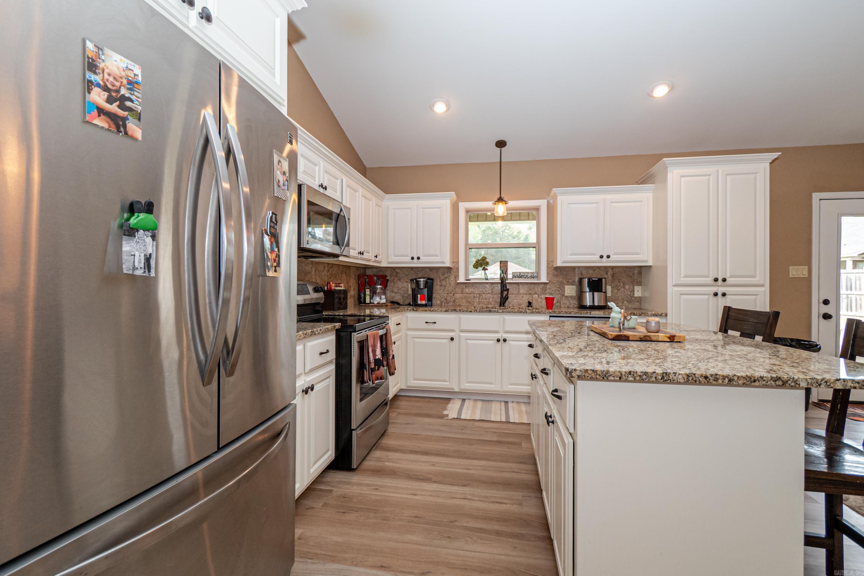 MONTICELLO - Residential