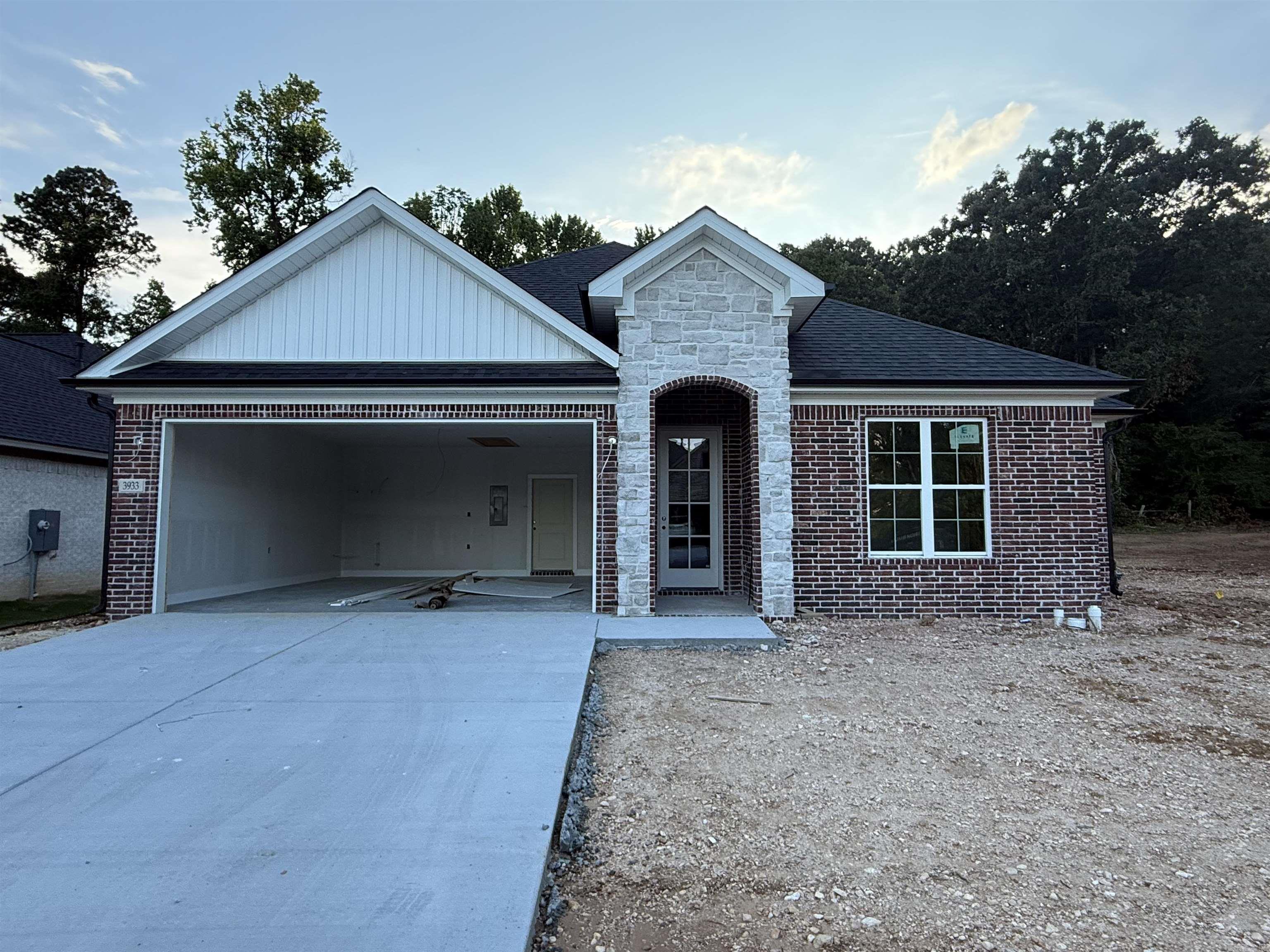 SPENCER CROSSING LLC - Residential