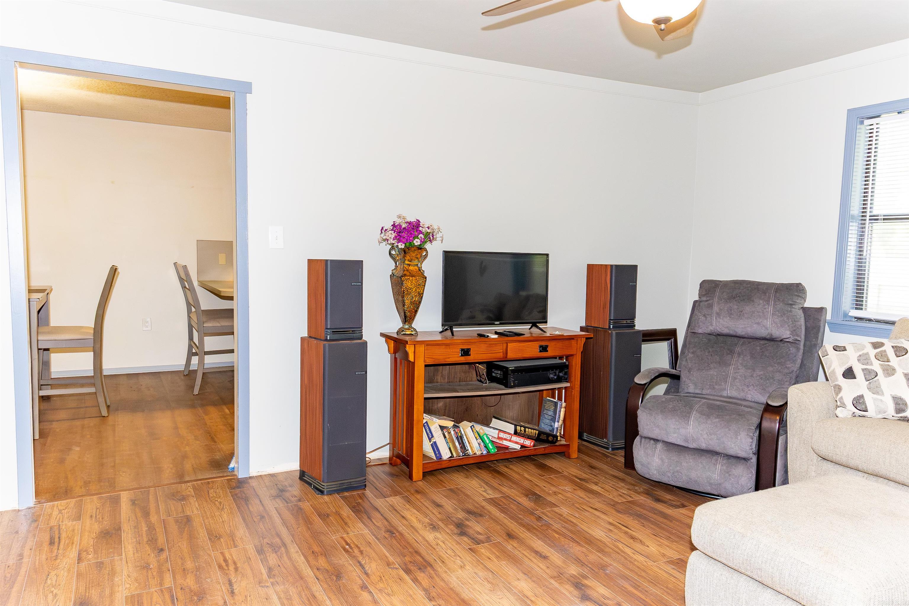 VAN DALSEMS - Residential