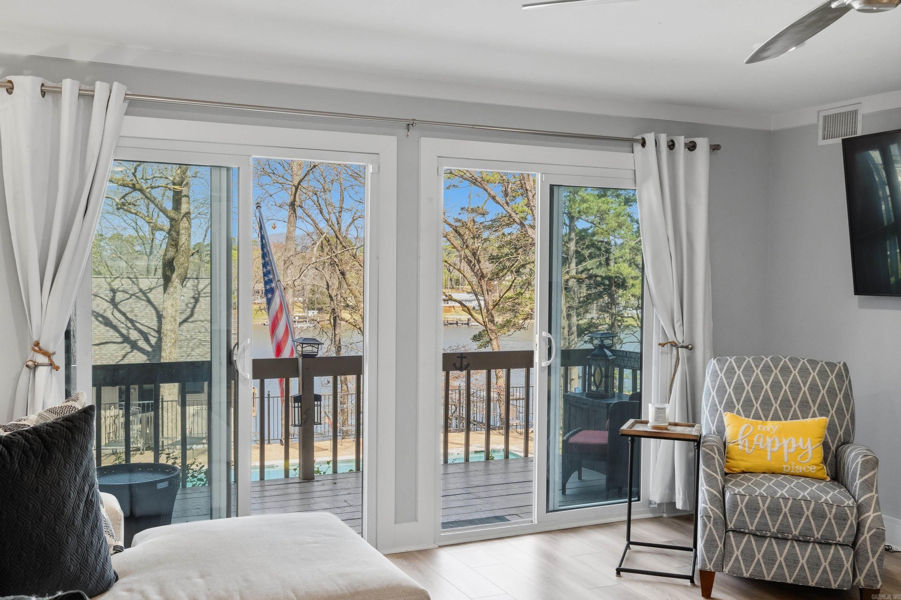 SUNSET COVE HPR - Residential