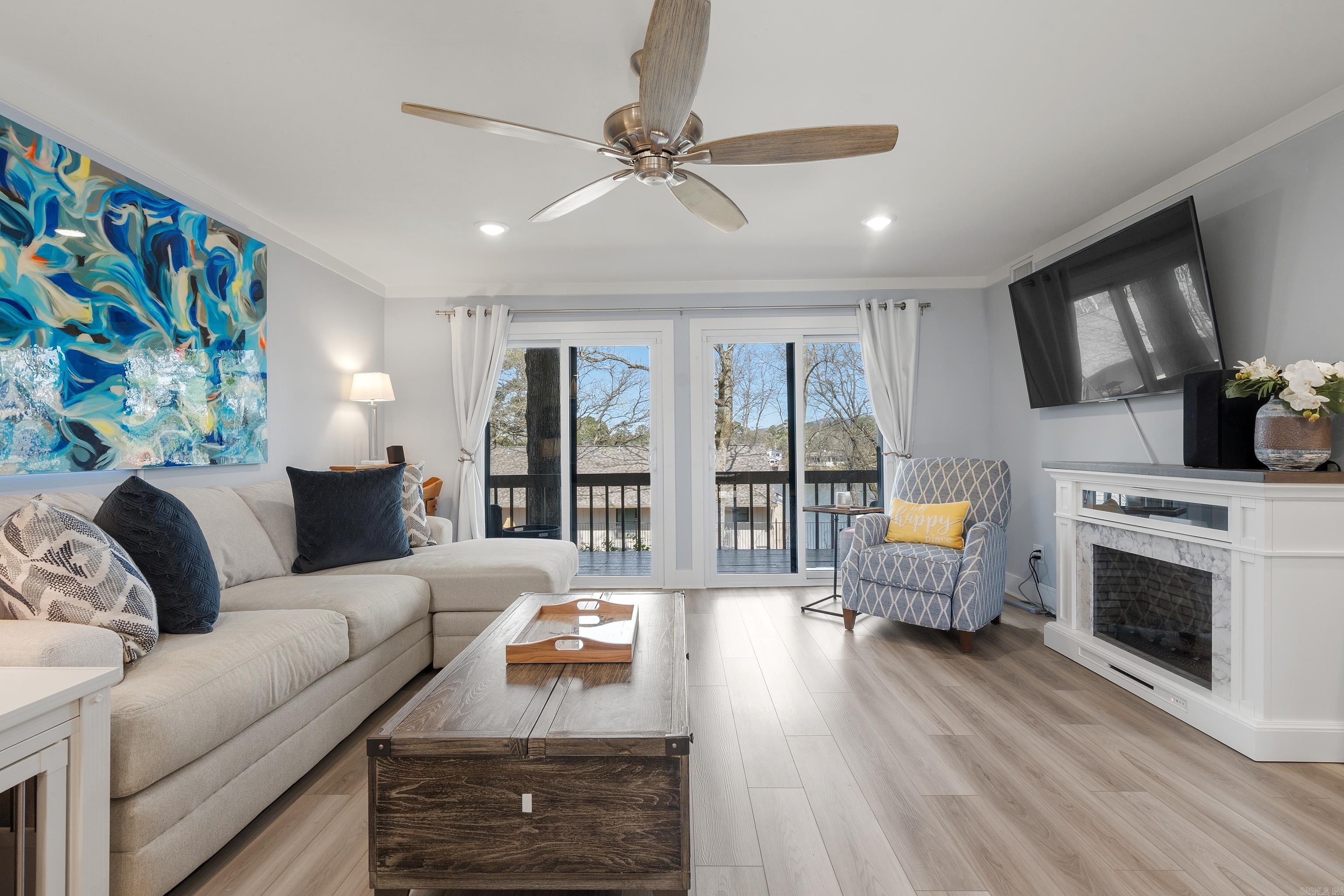 SUNSET COVE HPR - Residential