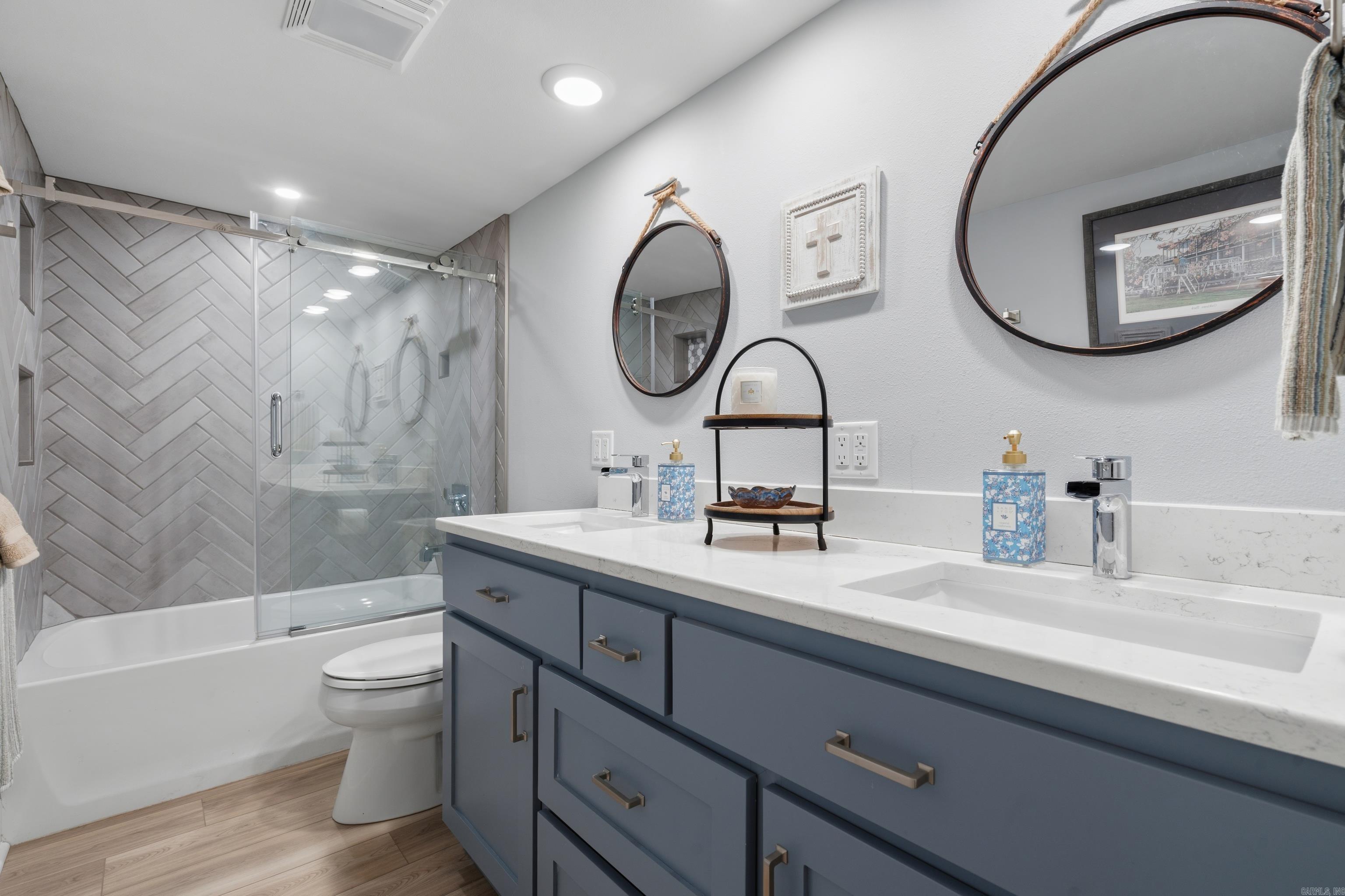 SUNSET COVE HPR - Residential