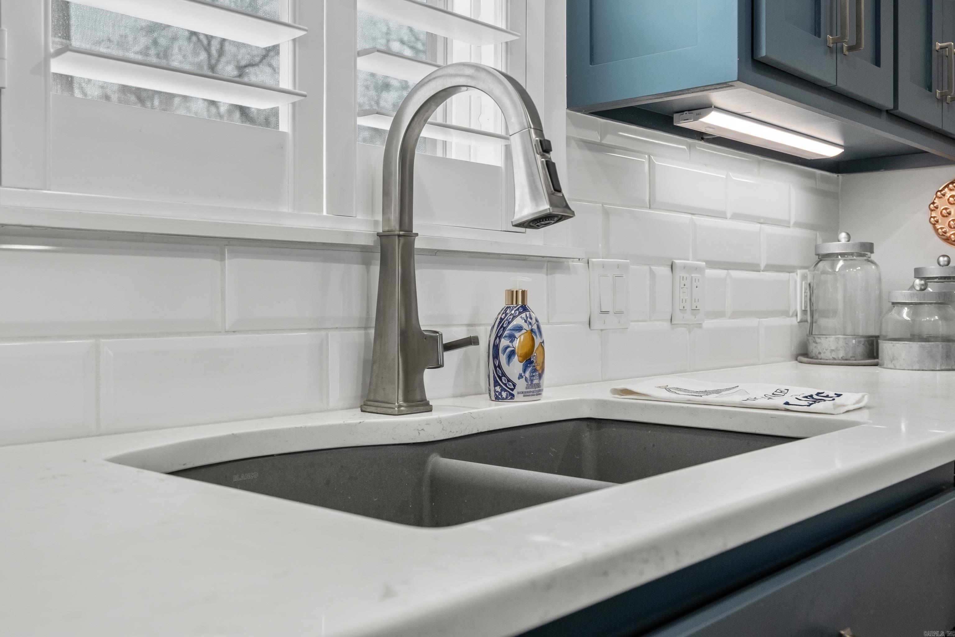 SUNSET COVE HPR - Residential