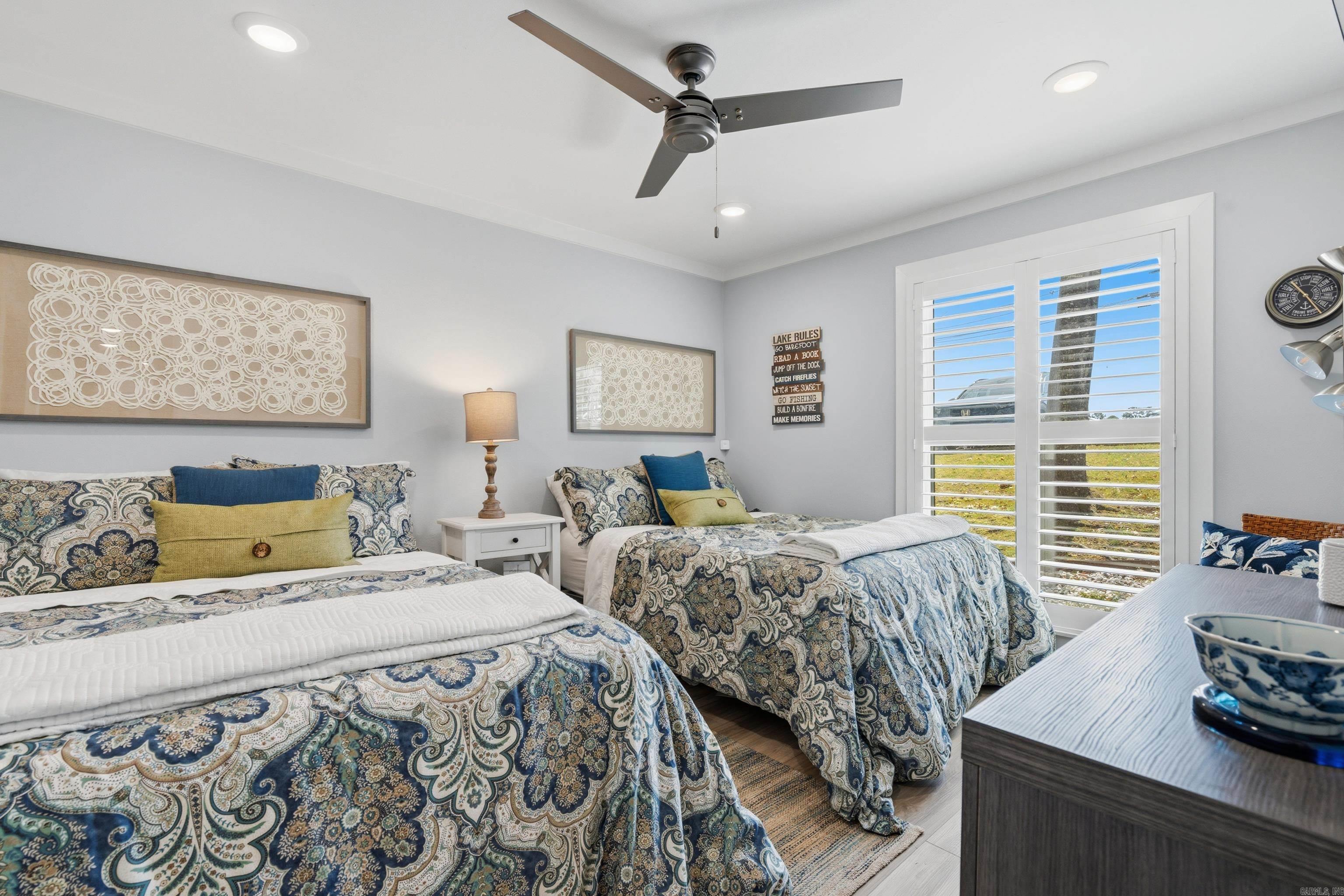 SUNSET COVE HPR - Residential