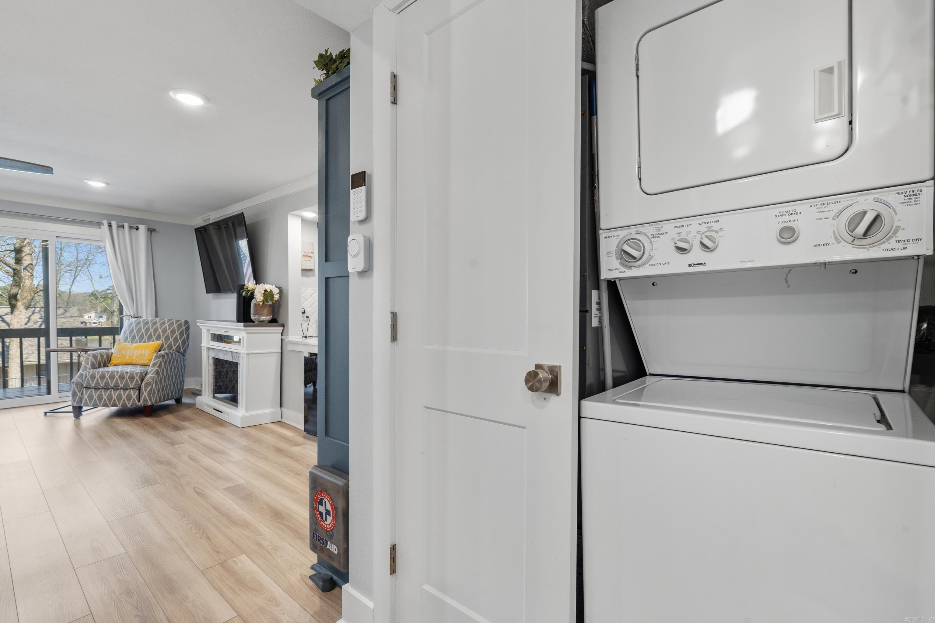 SUNSET COVE HPR - Residential