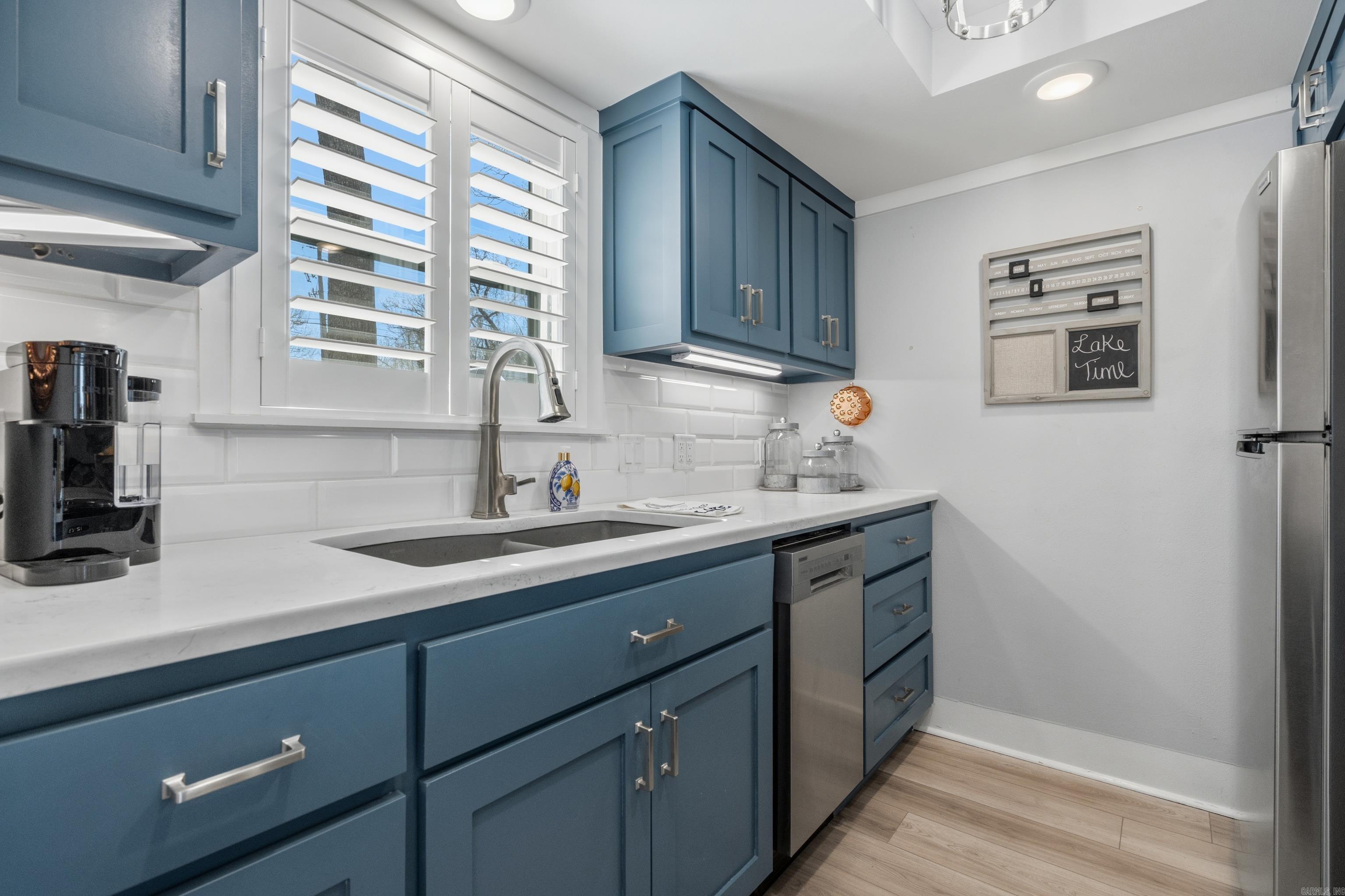 SUNSET COVE HPR - Residential