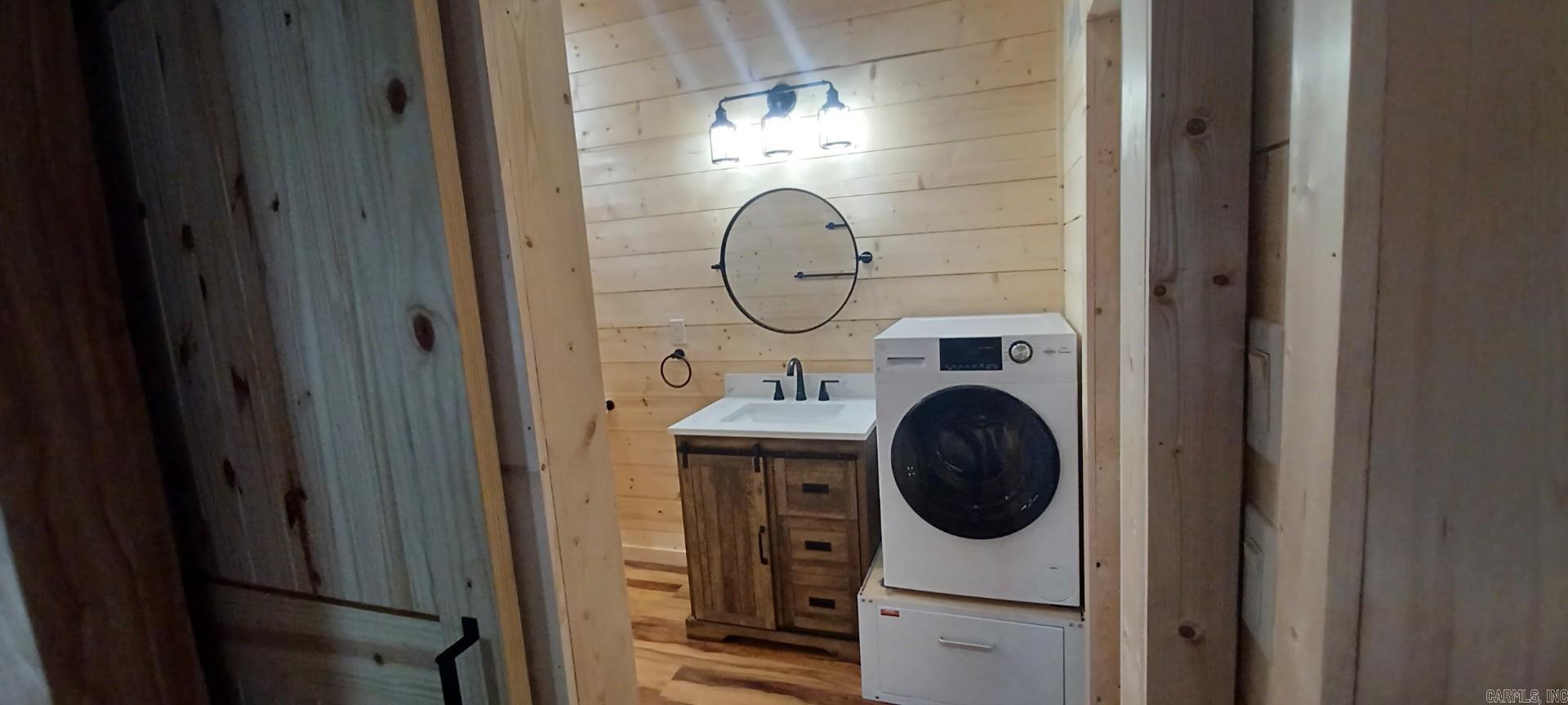 Metes & Bounds - Residential Lease