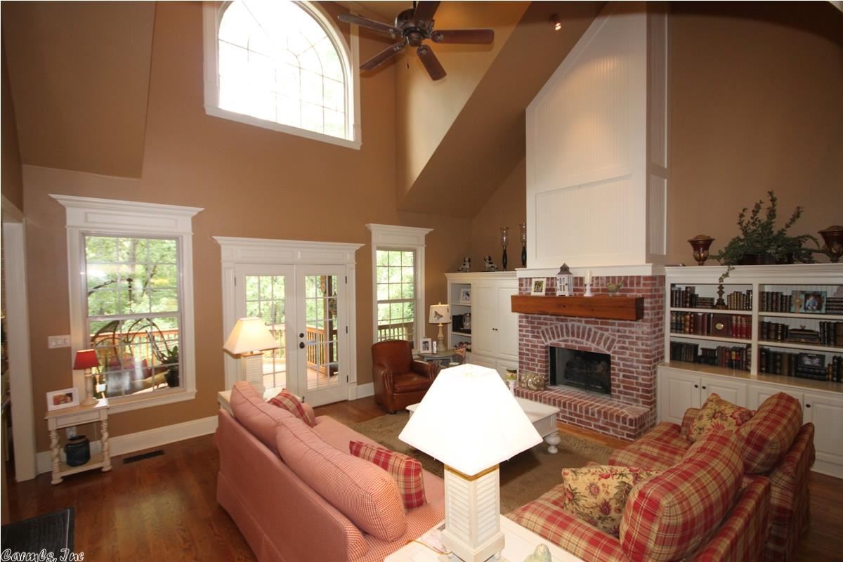 WOODLANDS EDGE - Residential