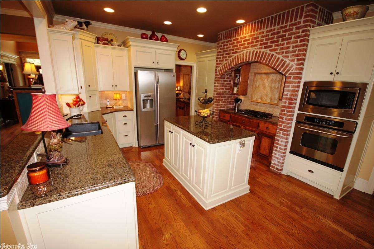 WOODLANDS EDGE - Residential