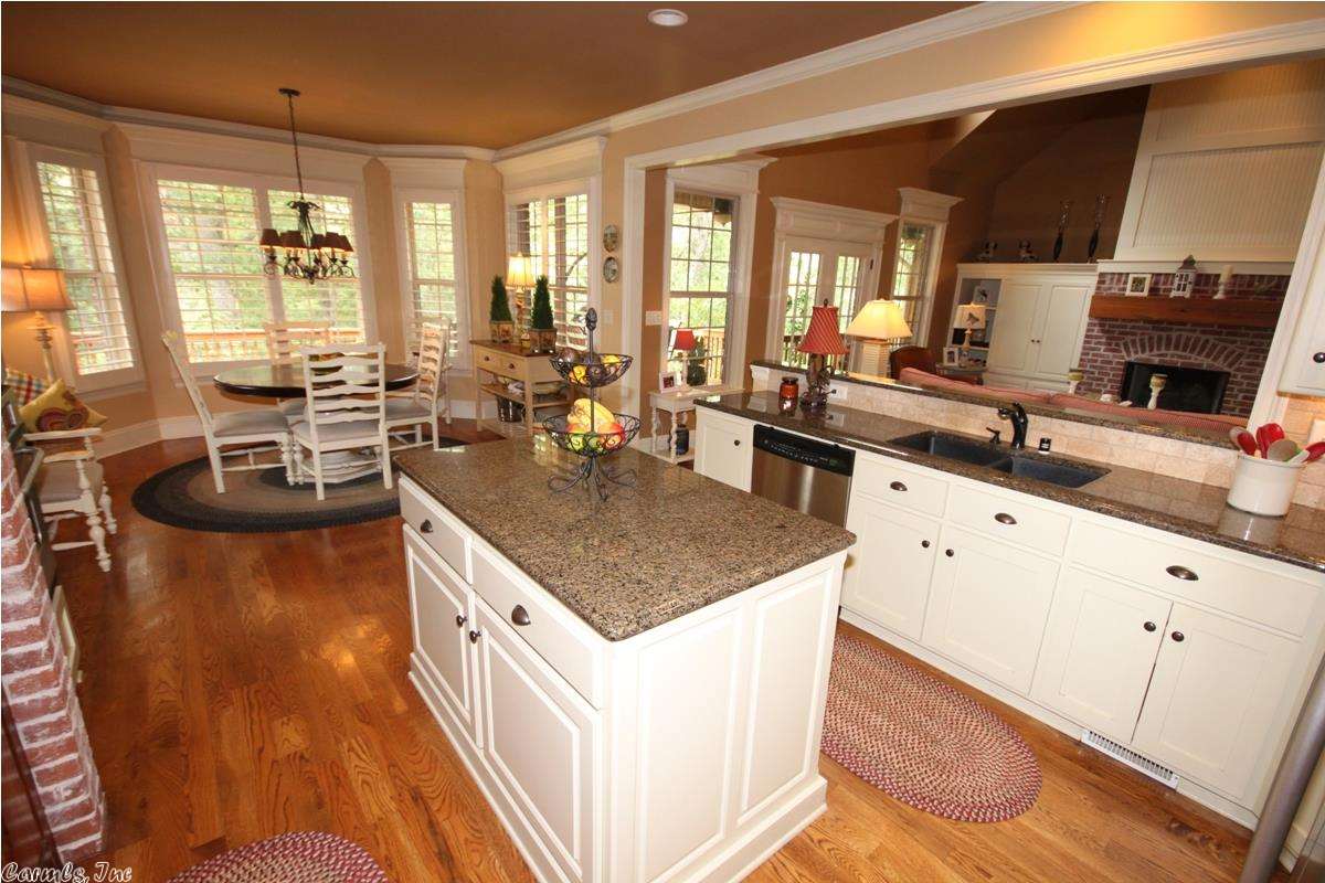 WOODLANDS EDGE - Residential