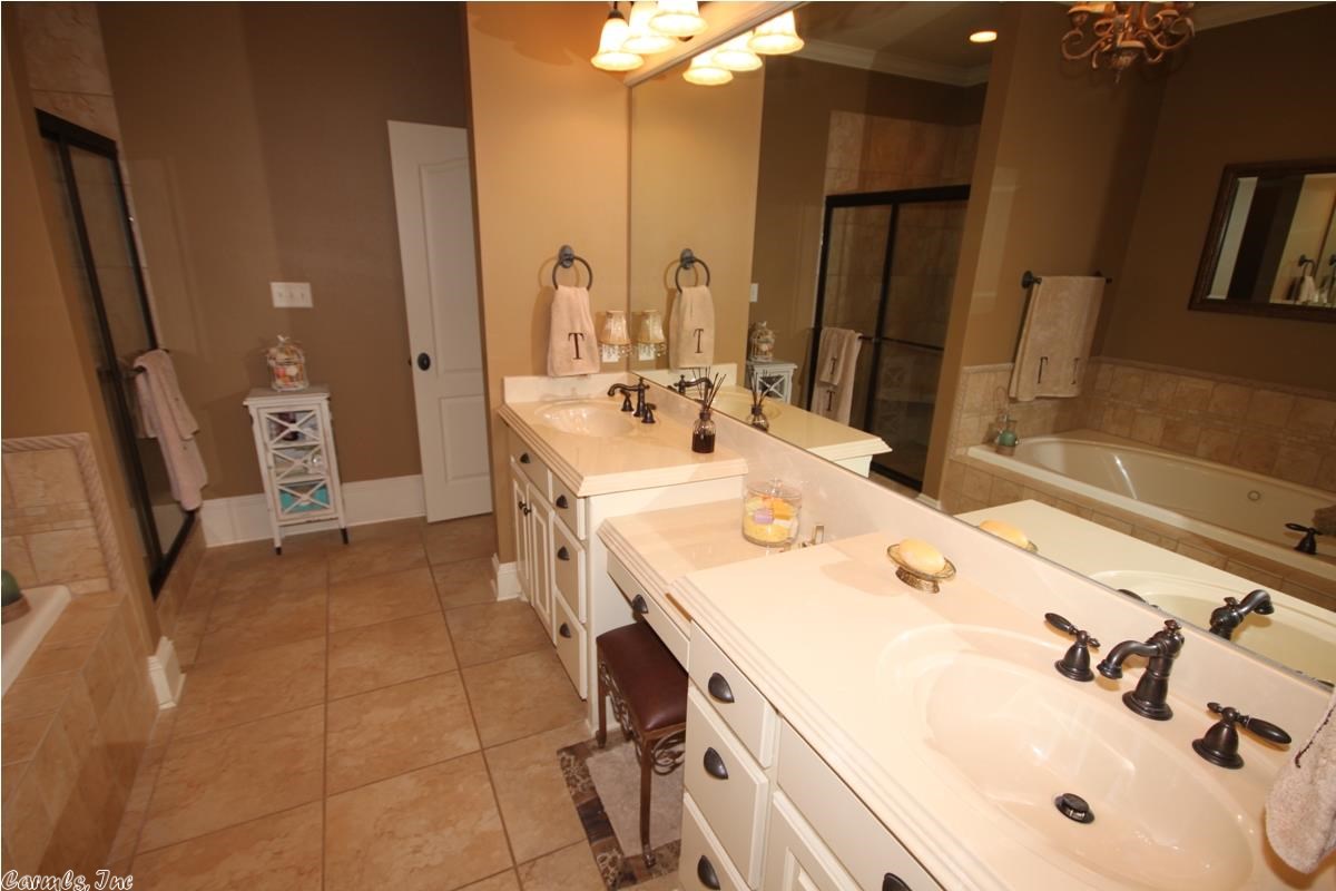 WOODLANDS EDGE - Residential