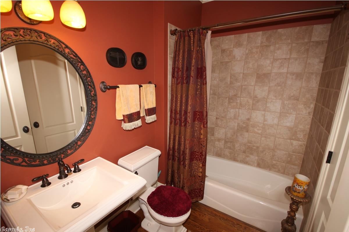 WOODLANDS EDGE - Residential