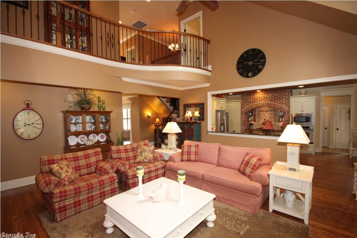 WOODLANDS EDGE - Residential