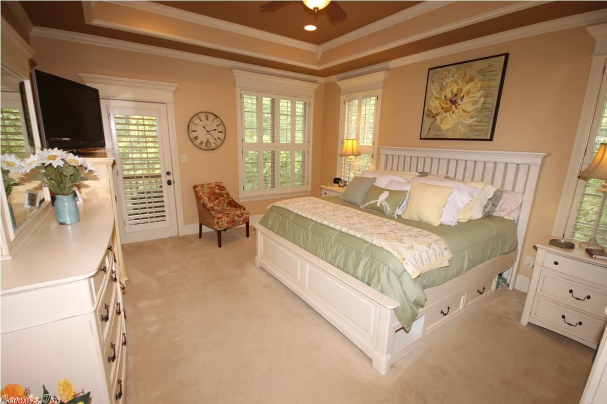 WOODLANDS EDGE - Residential