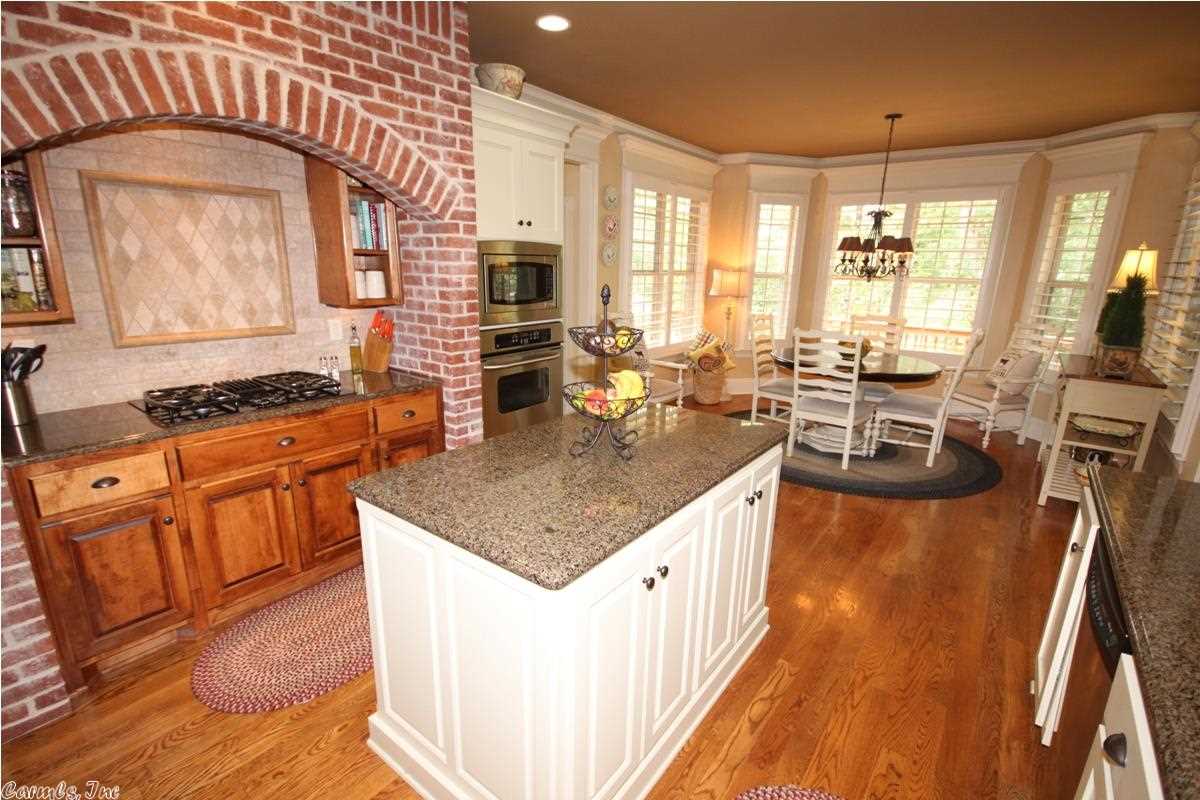 WOODLANDS EDGE - Residential