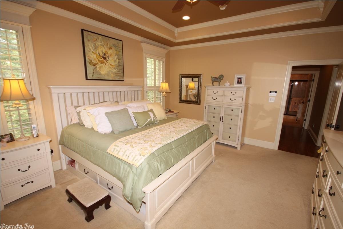 WOODLANDS EDGE - Residential