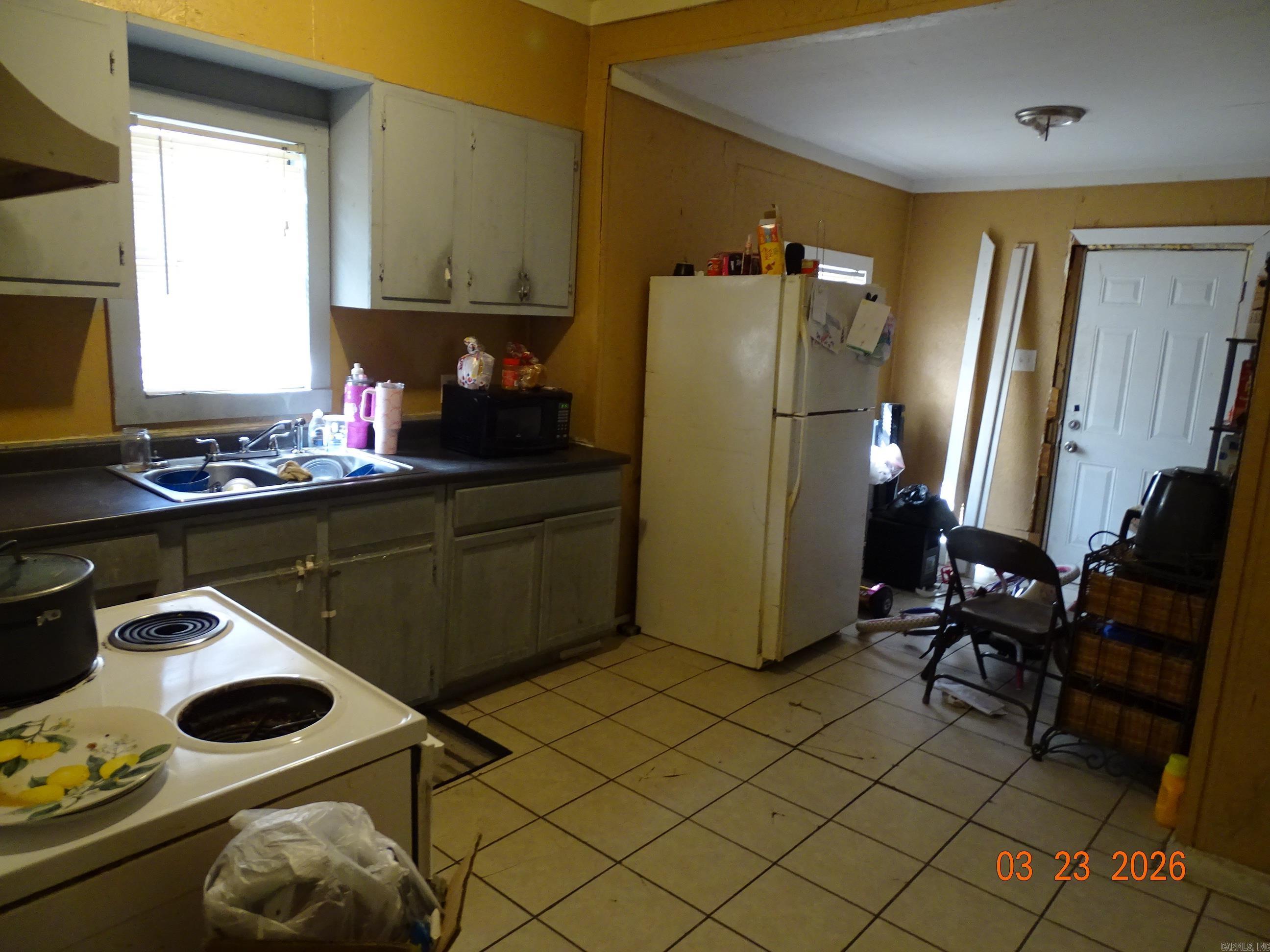 CHESTERFIELD SQUARE - Residential