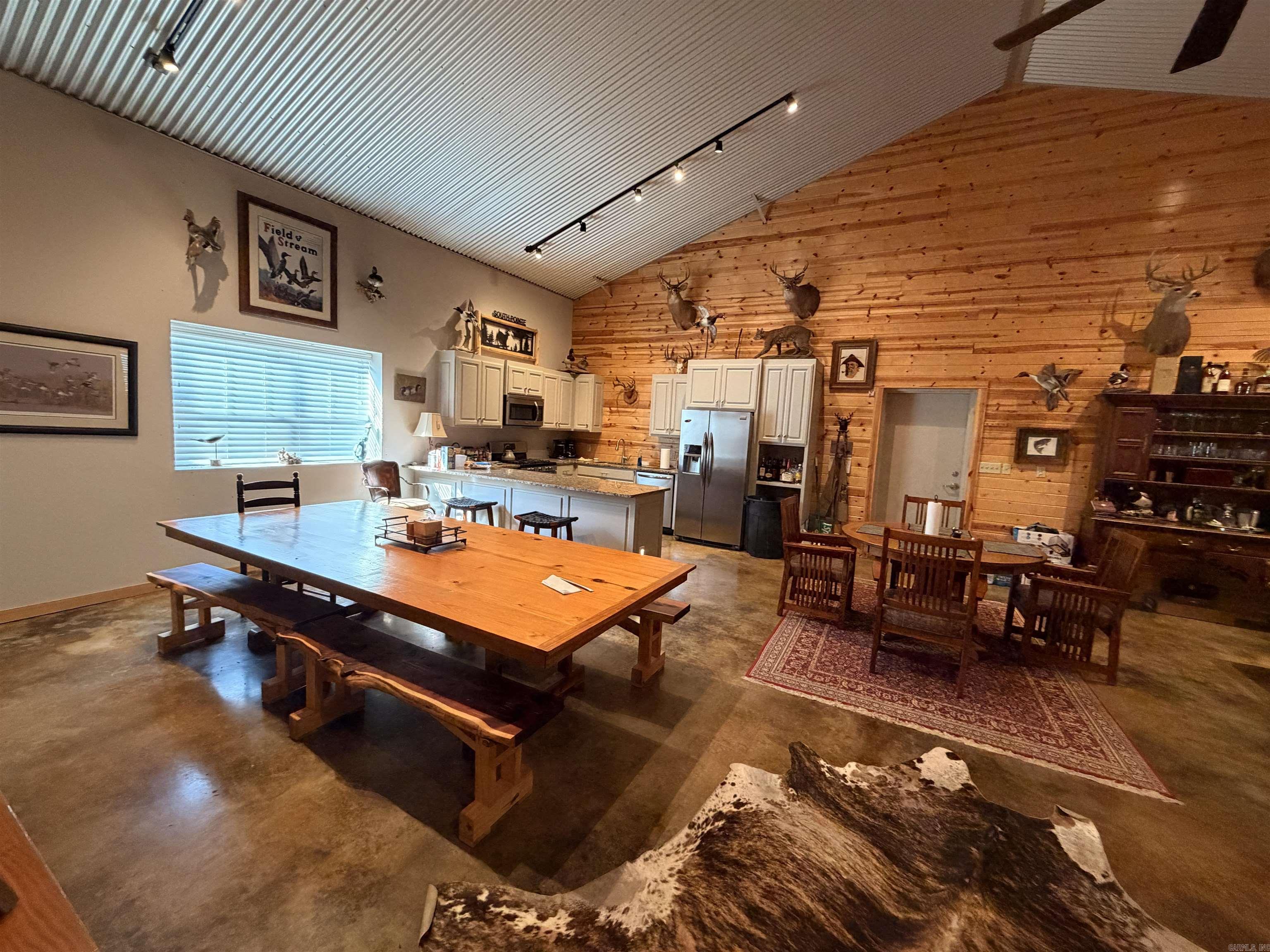 Metes & Bounds - Residential