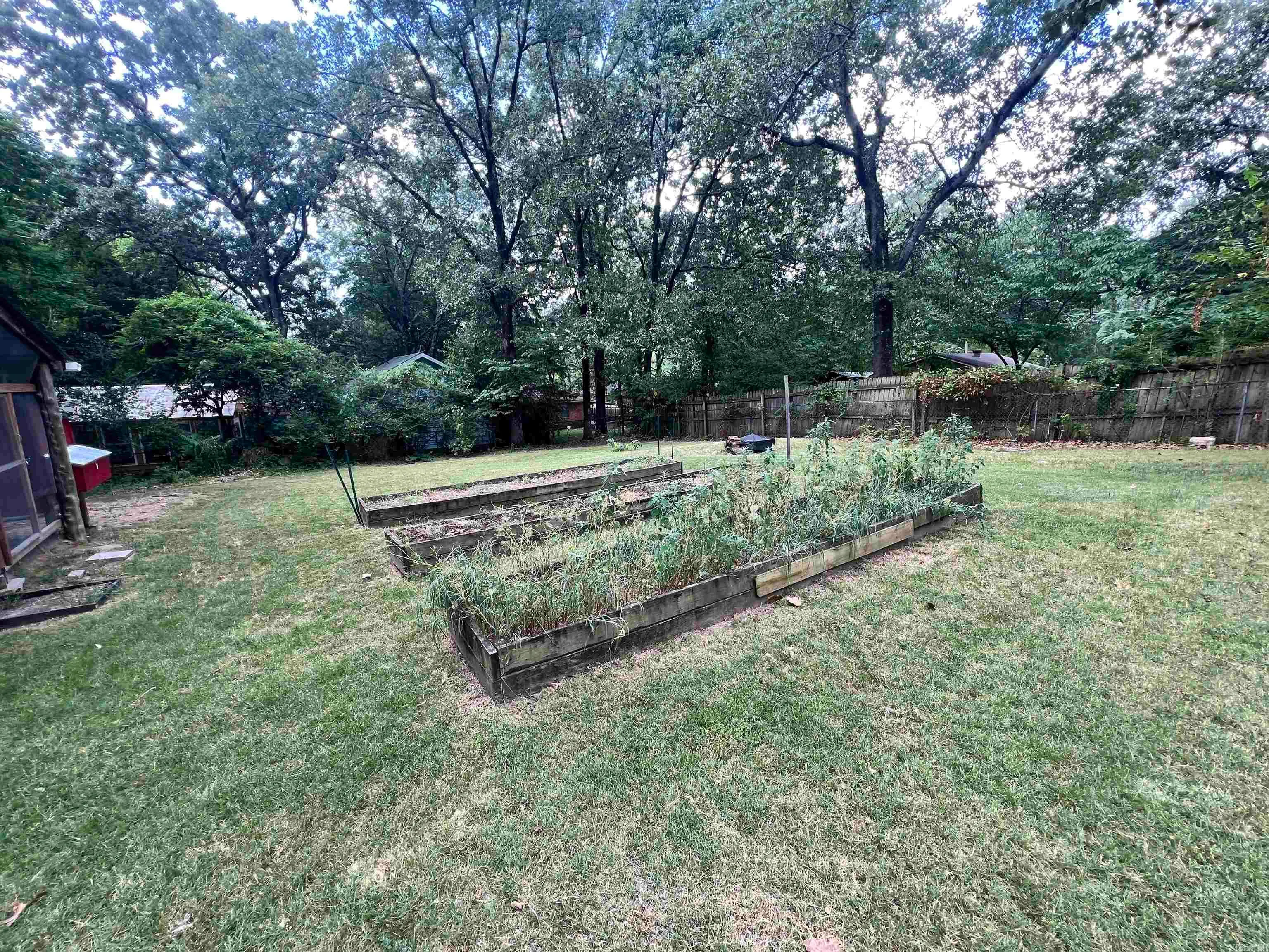 Little Rock, Arkansas 72205, United States, 2 Bedrooms Bedrooms, ,1 BathroomBathrooms,Residential,Pending,179990