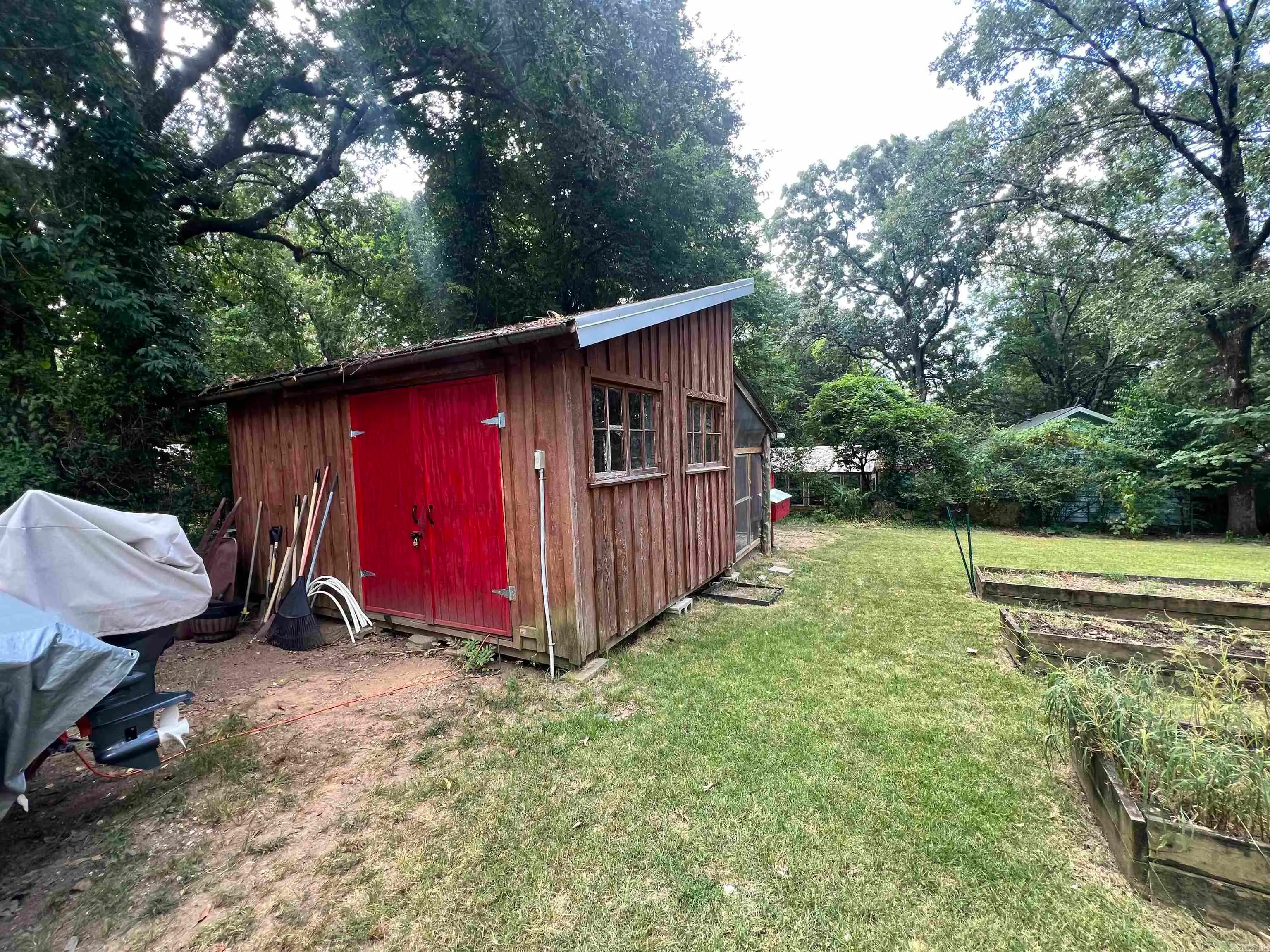 Little Rock, Arkansas 72205, United States, 2 Bedrooms Bedrooms, ,1 BathroomBathrooms,Residential,Pending,179990