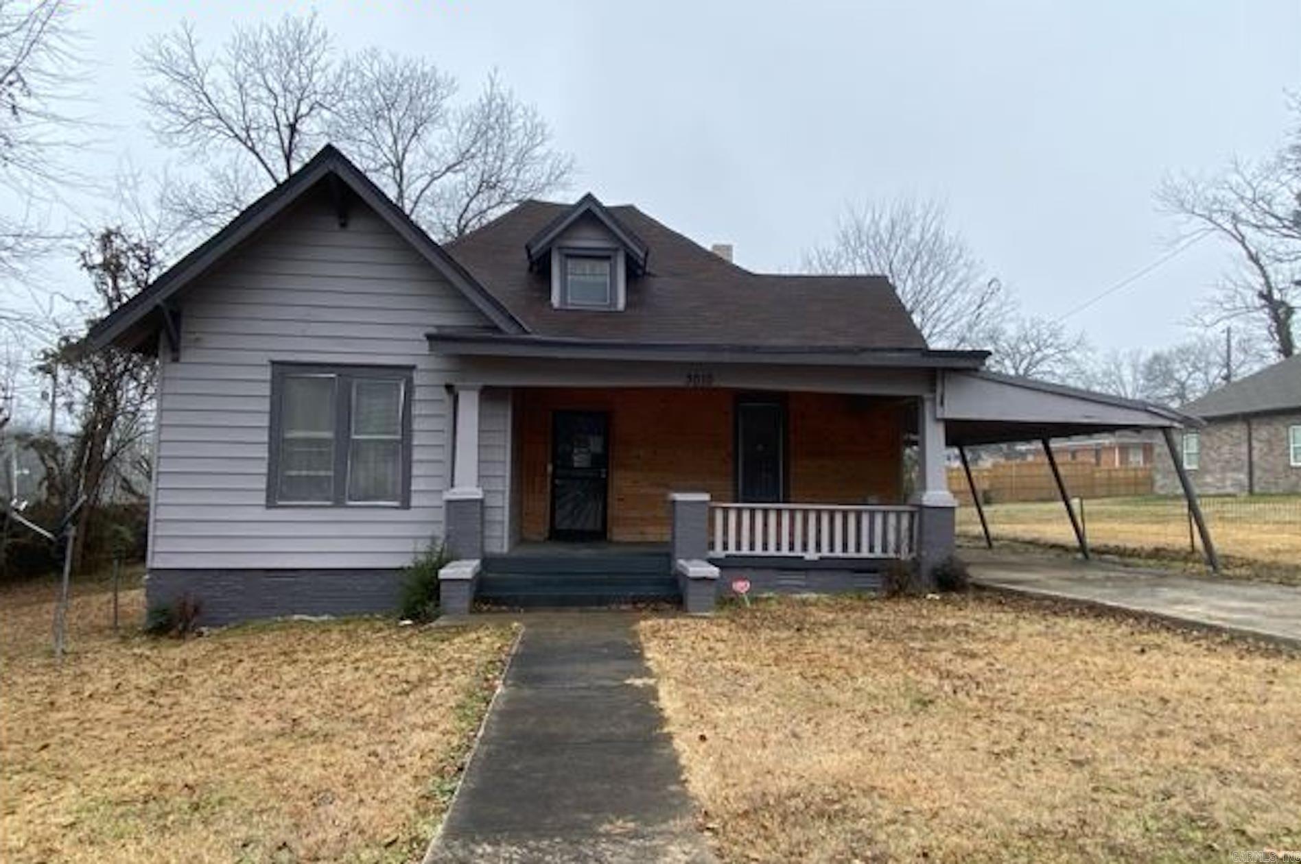Enjoy evenings on the front porch of your own craftsman style home just minutes from downtown Little Rock. Updated kitchen and bathrooms. Tree shaded back yard with extended parking pad and carport. This property is now under auction terms and can be found on servicelinkauction.com for event and bidding information. All auction properties are subject to a 5% buyer’s premium (minimum $2,500) and subject to a reserve price as well as seller confirmation All Brokers must be NAID Certified. Seller has the right to (a) change the date, place, and terms of the sale; (b) remove the property from the market; and (c) sell the property prior to the sale. Please reach out to Listing Agent for details.