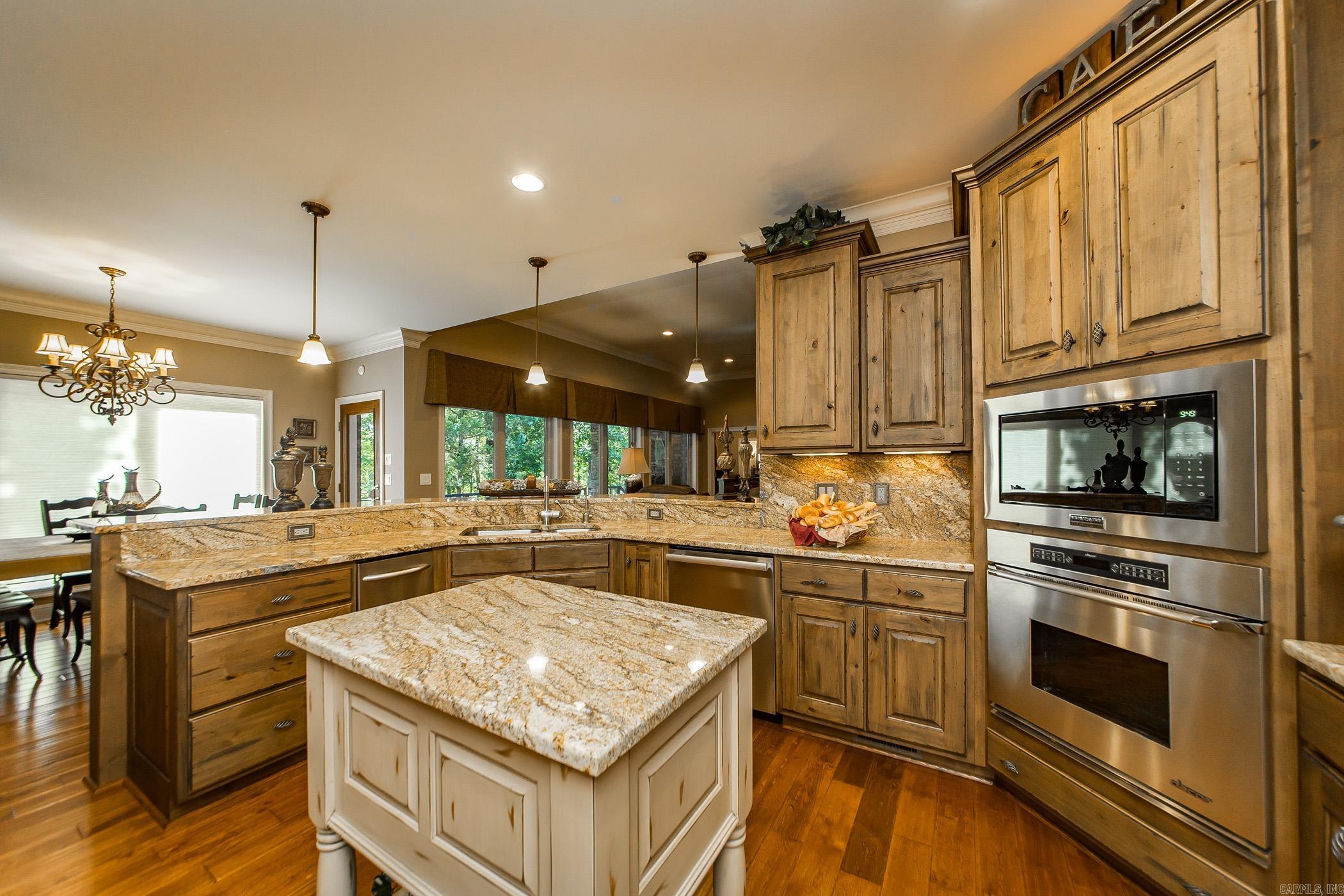 GRAND ISLE - LAKE - Residential