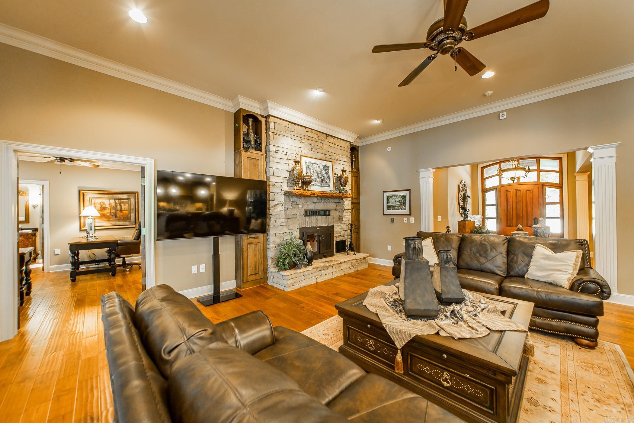 GRAND ISLE - LAKE - Residential