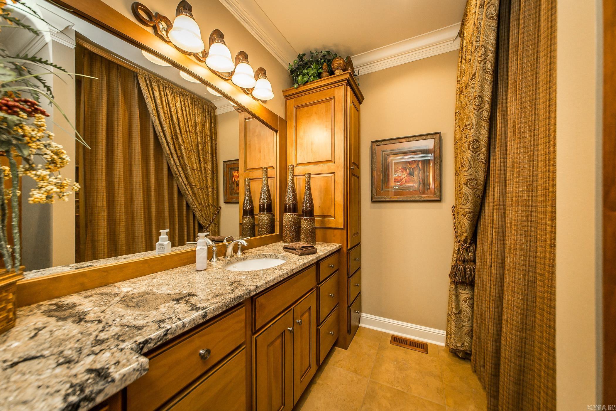 GRAND ISLE - LAKE - Residential