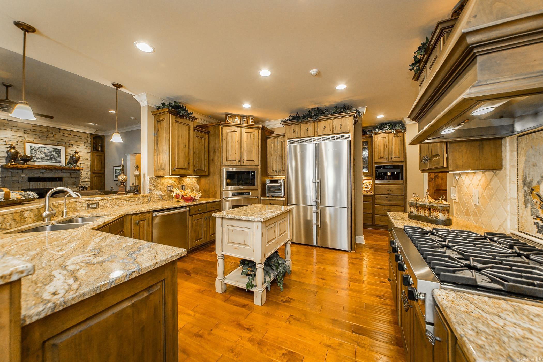 GRAND ISLE - LAKE - Residential