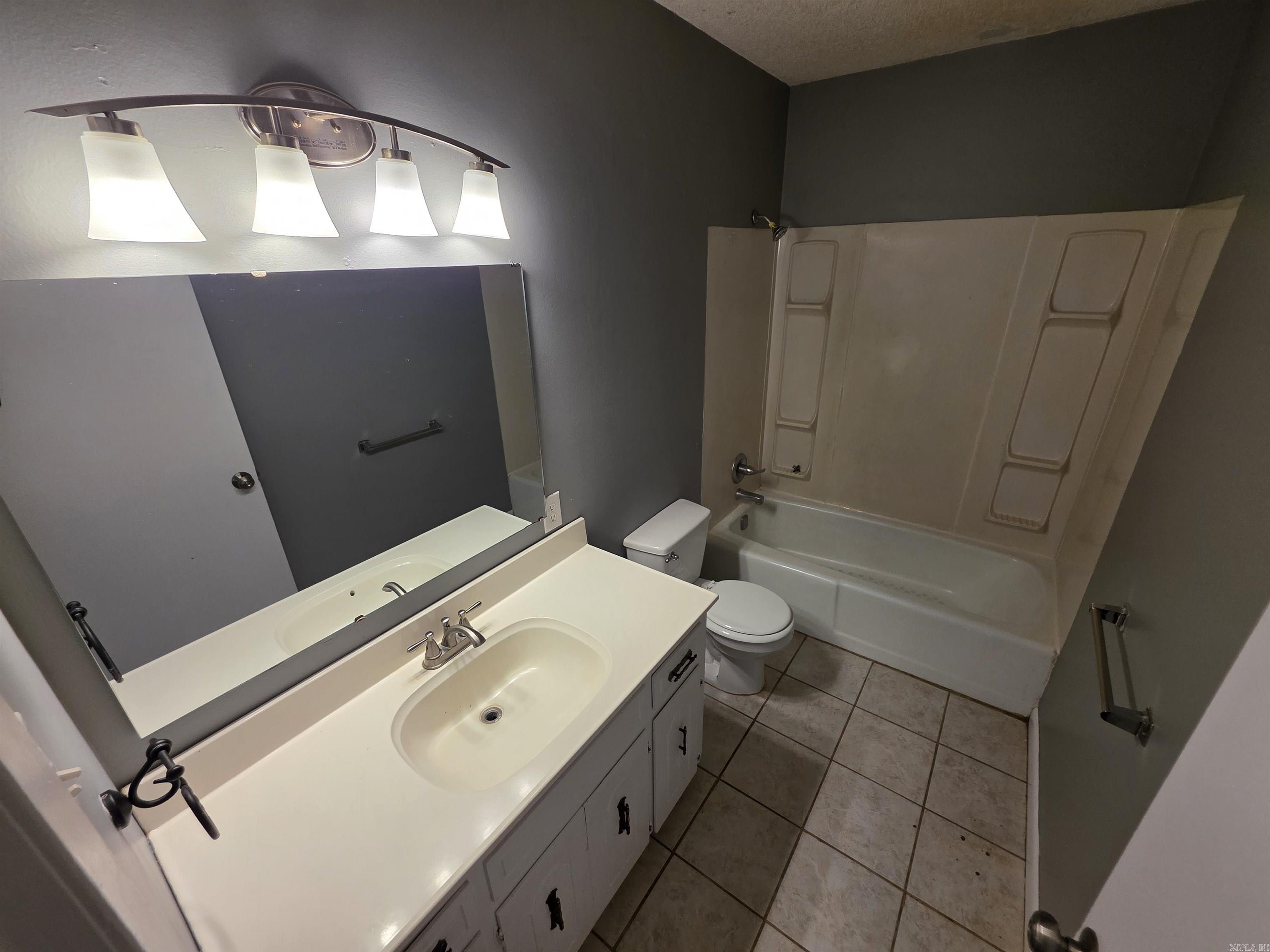 Bell Aire - Residential Lease