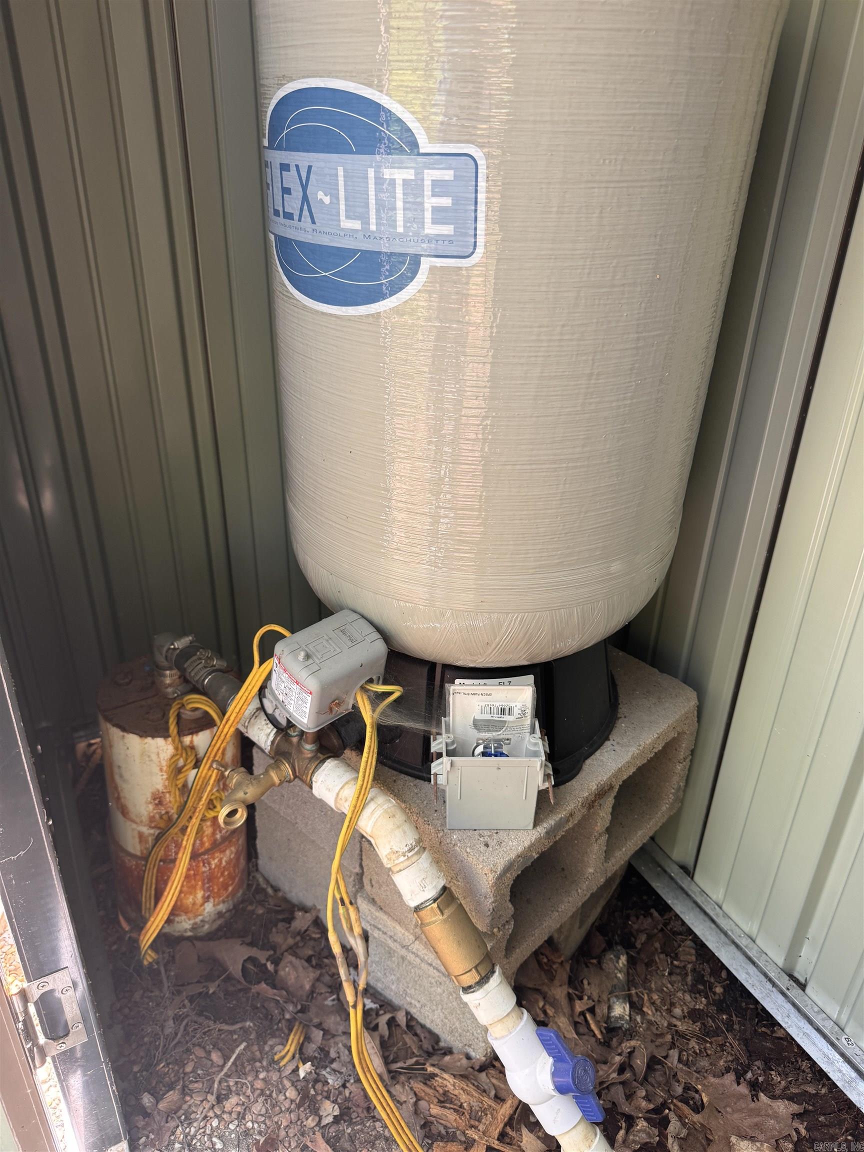 Metes & Bounds - Land