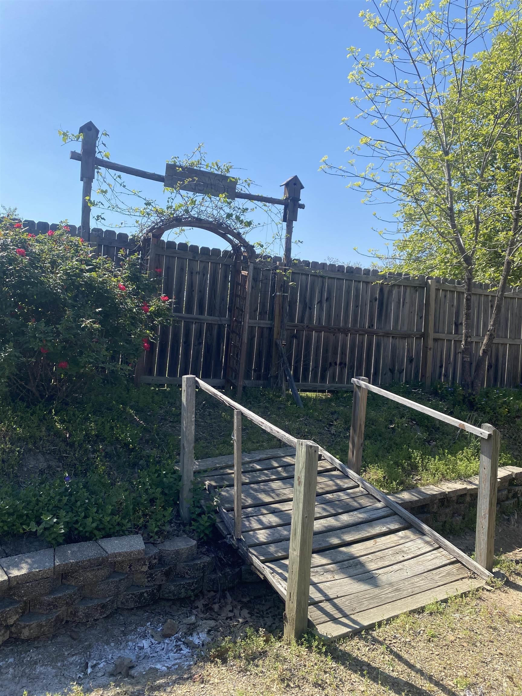 BRANNON COVE - Residential