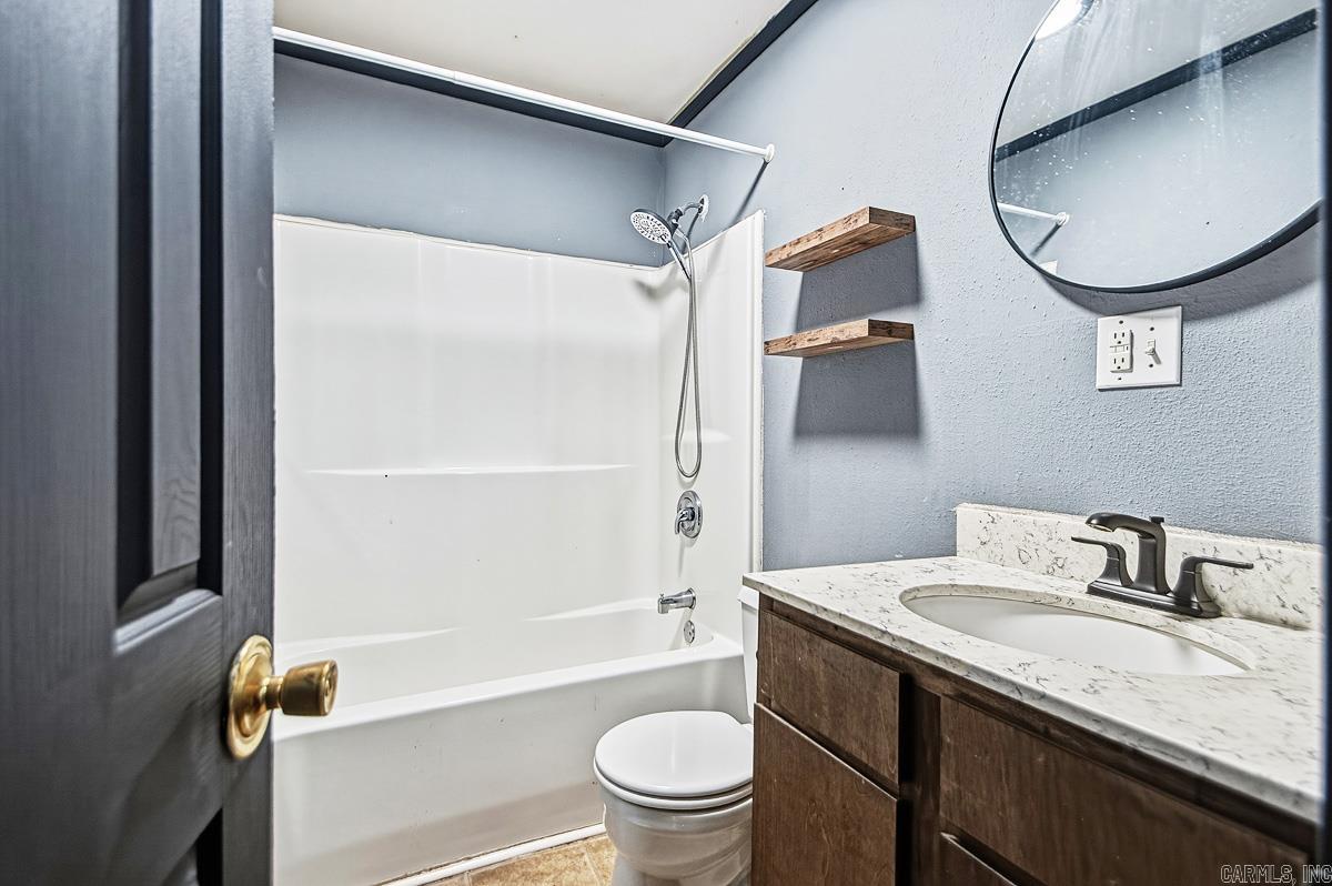 OAKDALE (MAGNET) - Residential