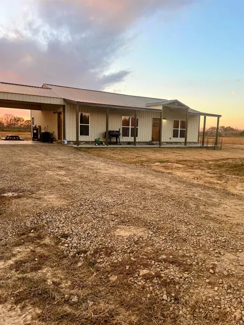 MLS: 24043387