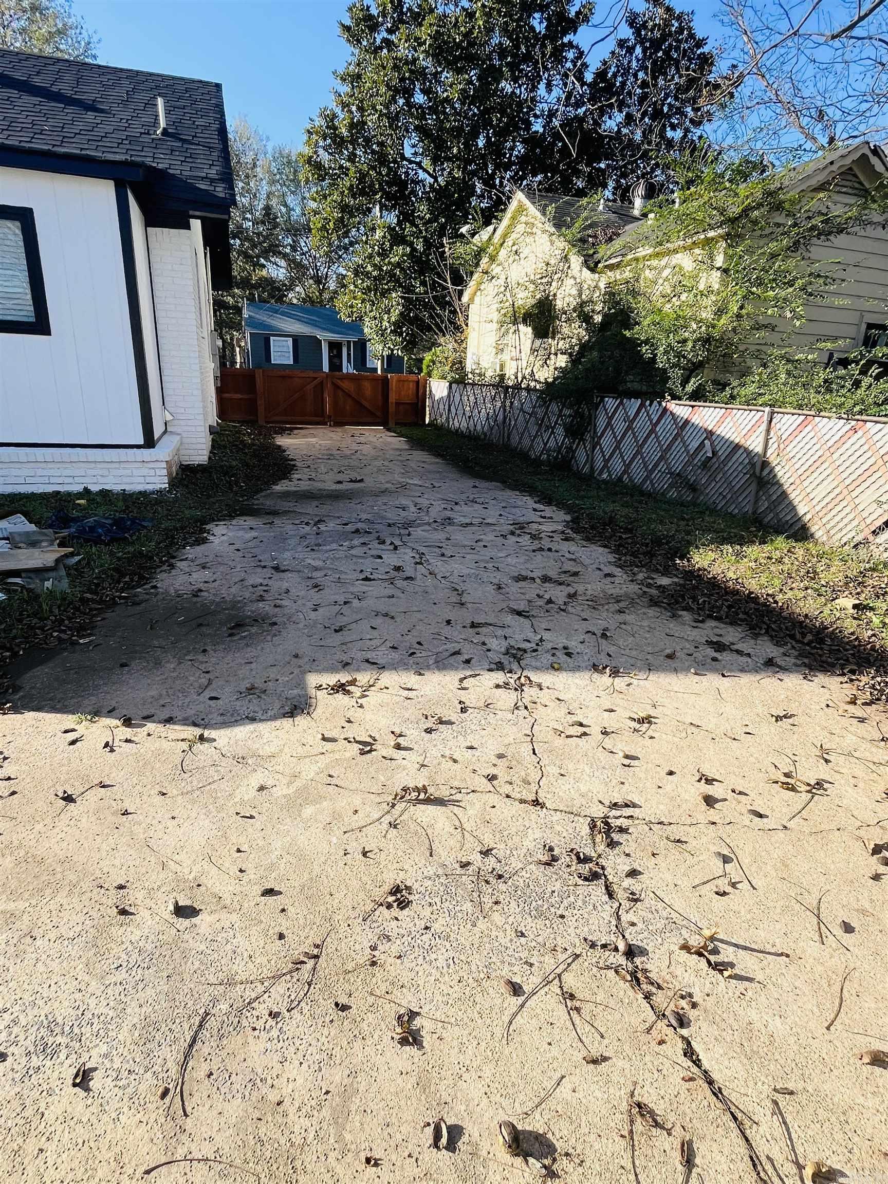 RICH ACRES - Residential