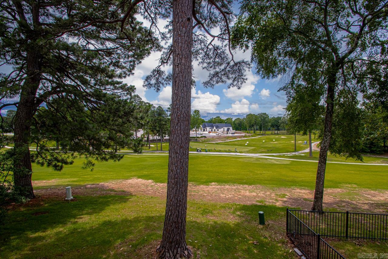 NINTH FAIRWAY TO GOLF CRS VIL - Residential