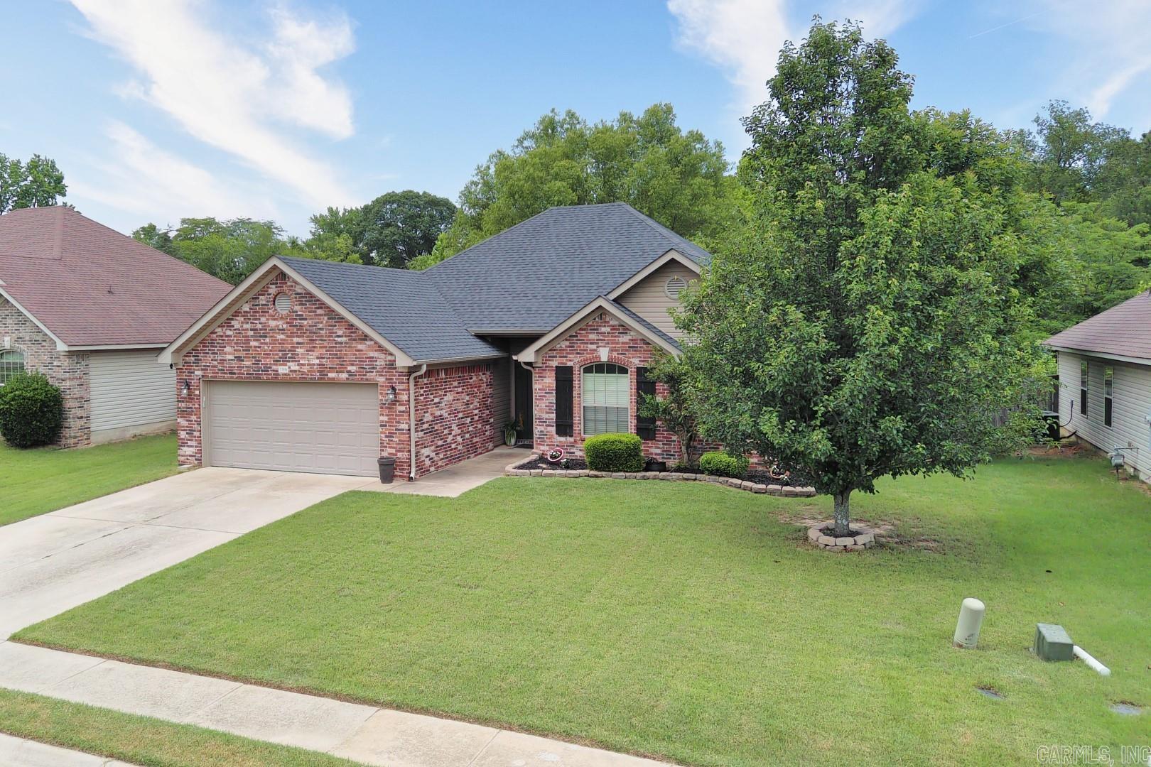 KINGS CROSSING - Residential