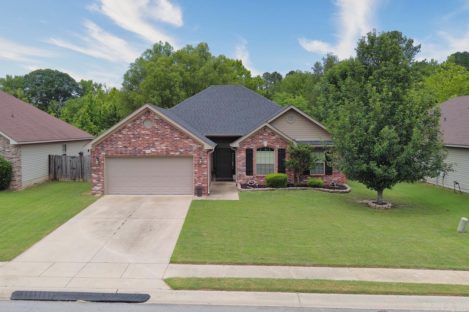 KINGS CROSSING - Residential