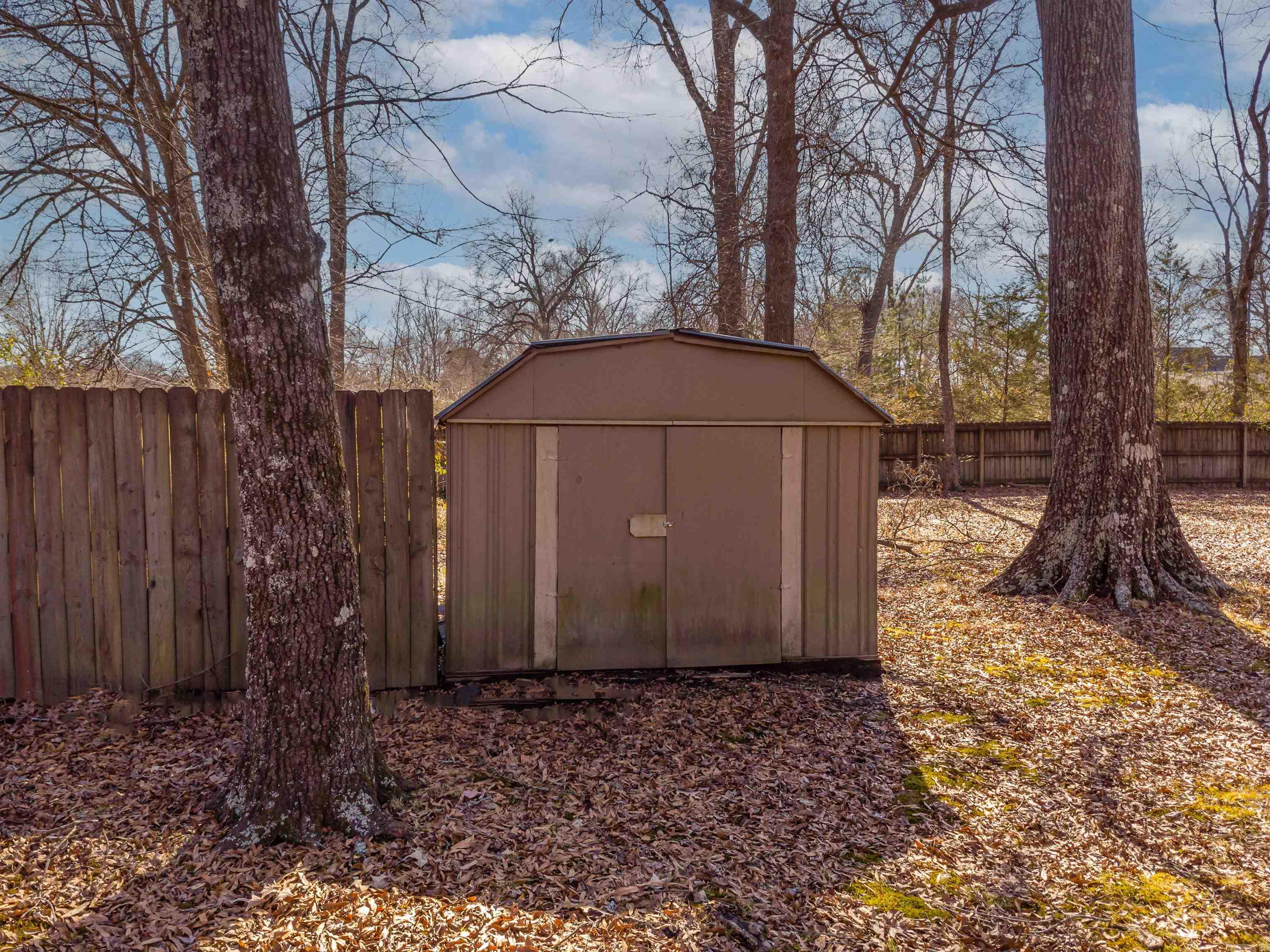 BROOKWOOD - Residential