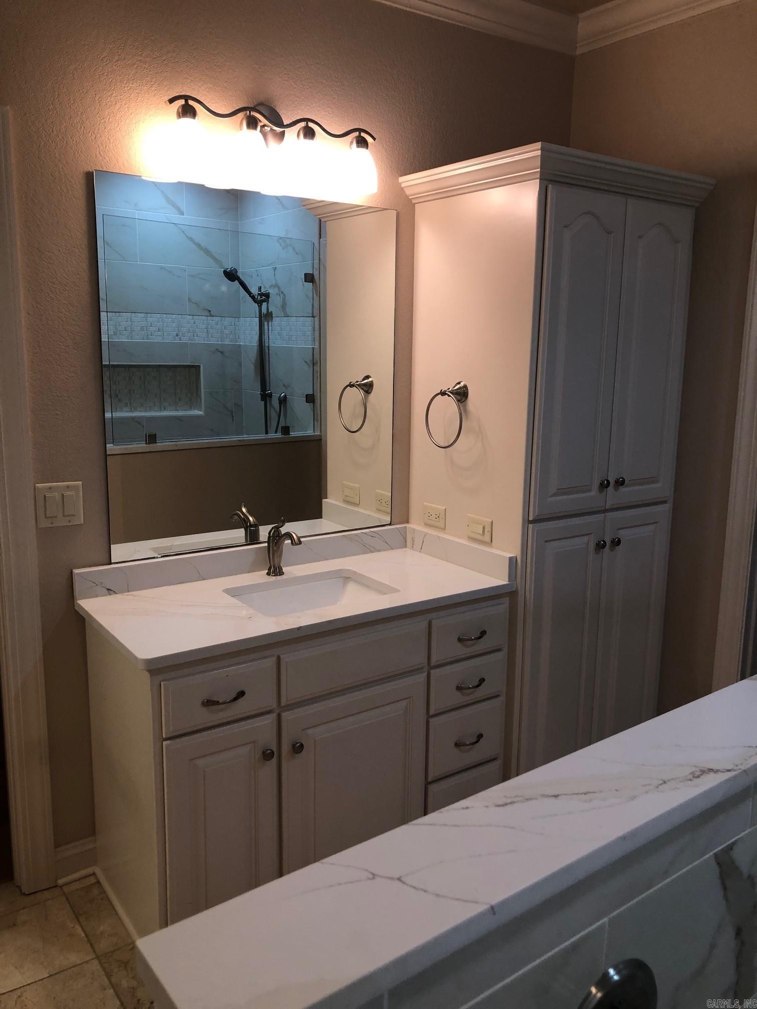 LADERA - Residential