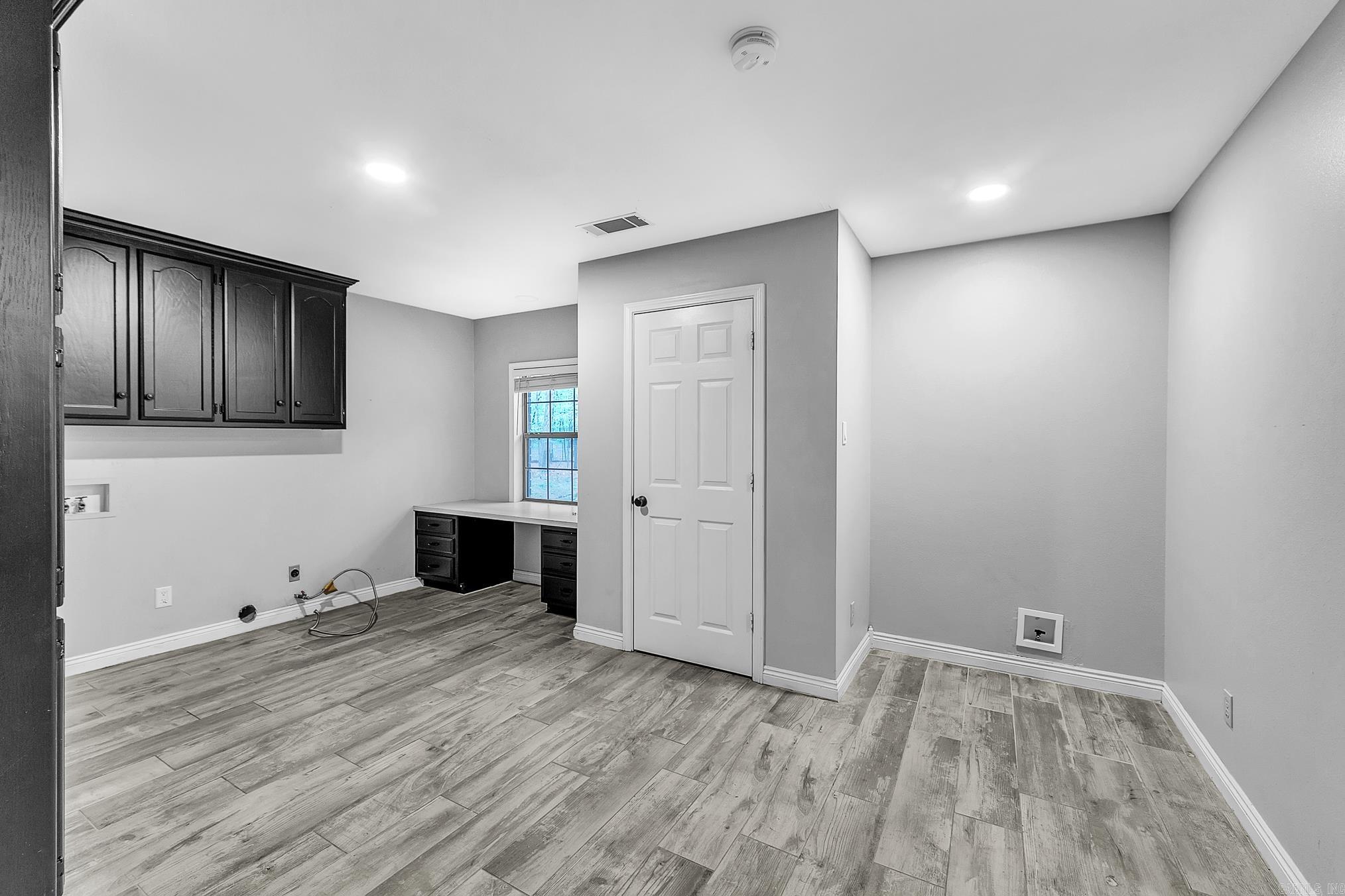 WINDSONG ESTATES - Residential